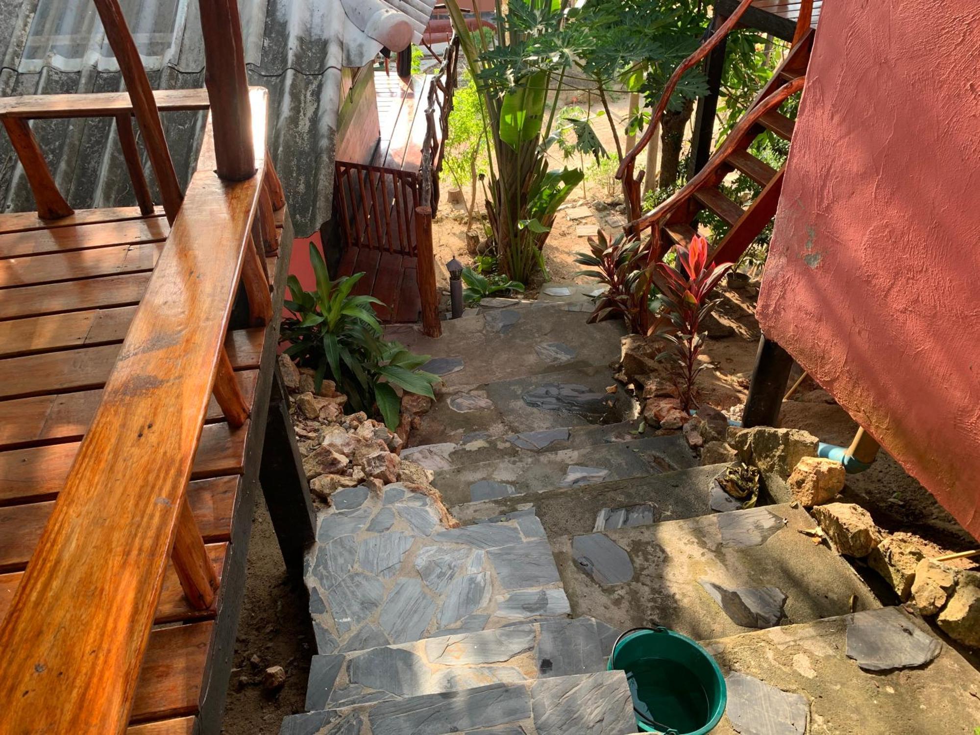 Resort Pimmada Hut