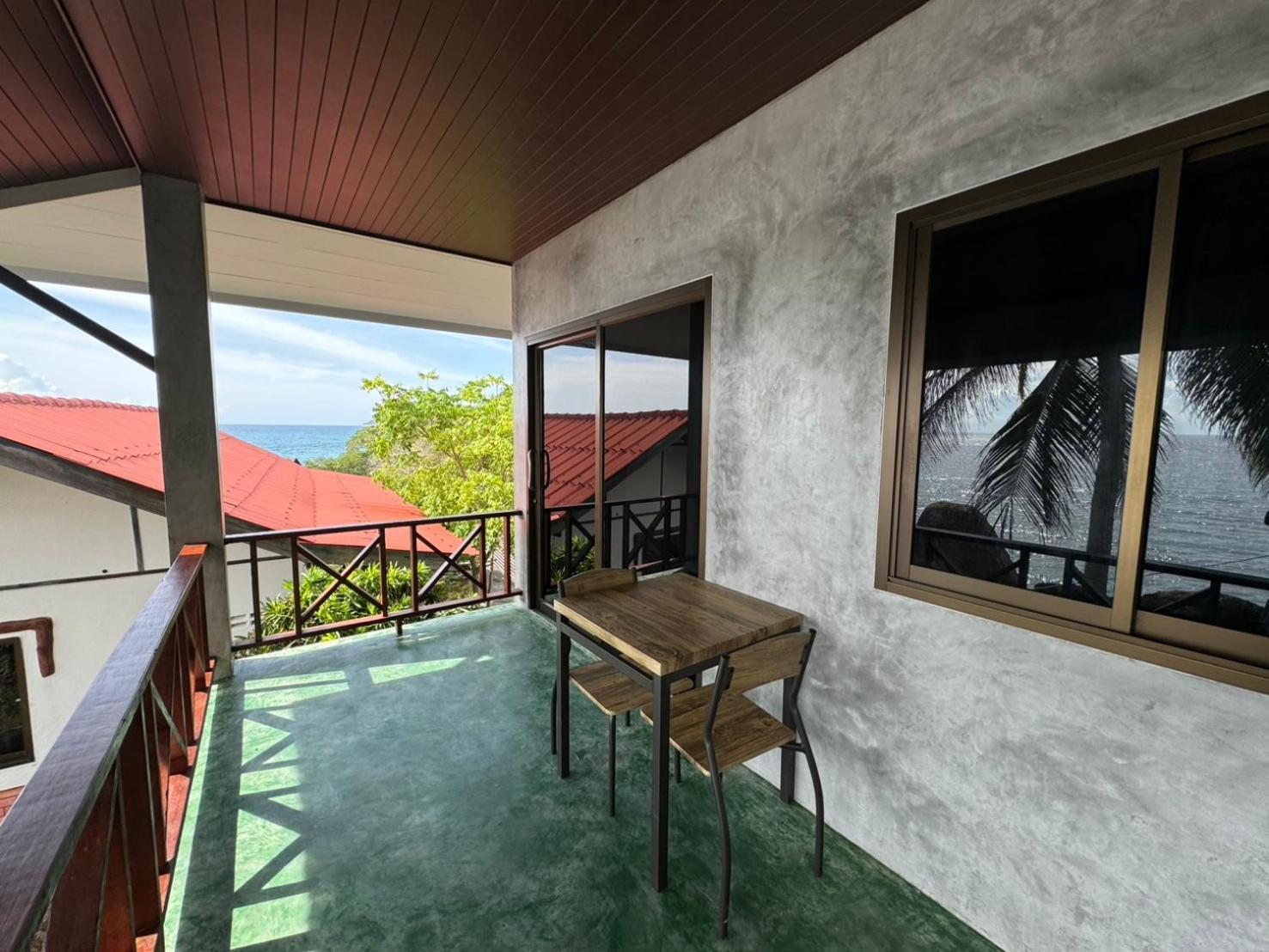 Guest house Char *