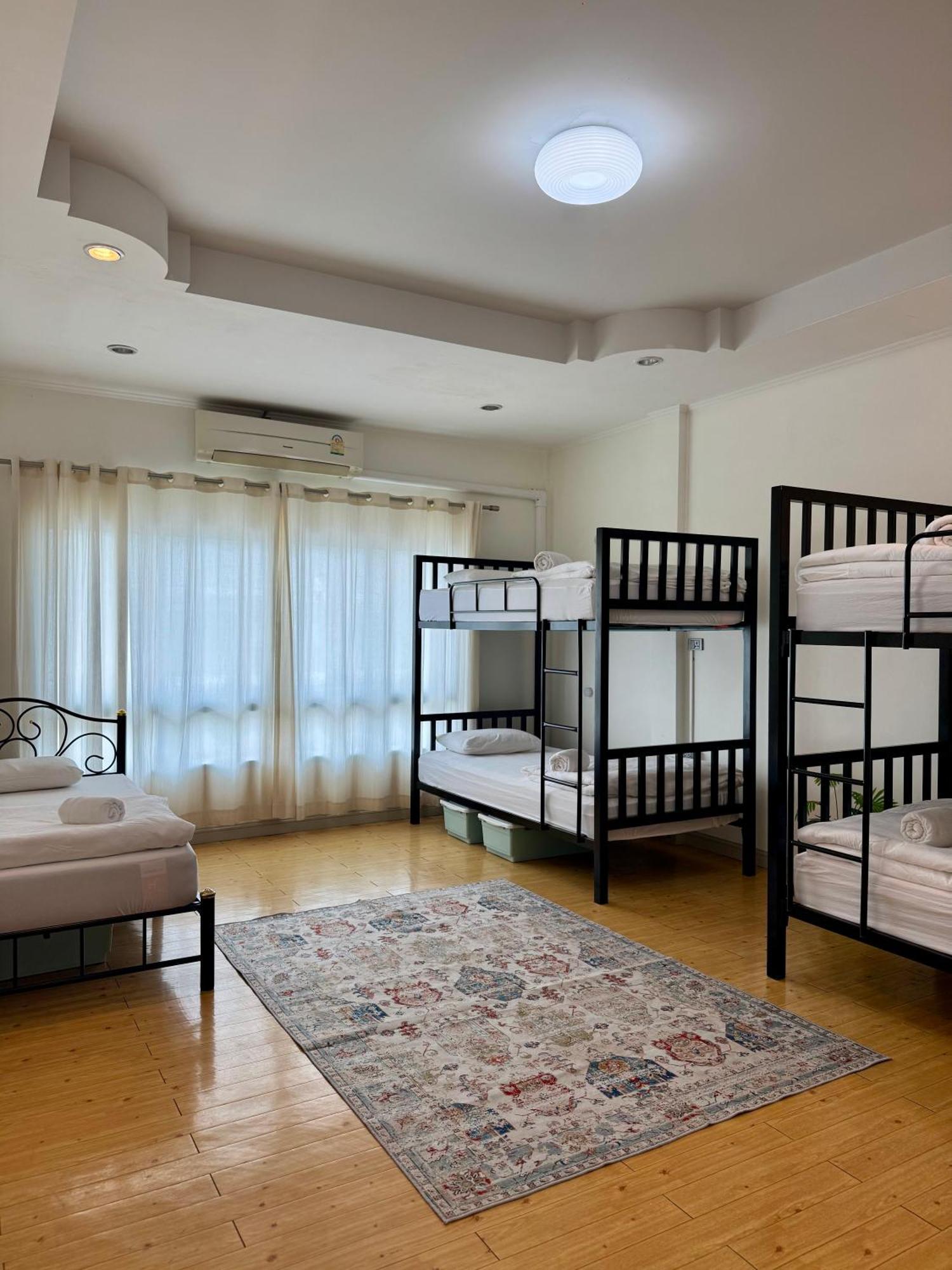 Tangerine Dream Hostel *