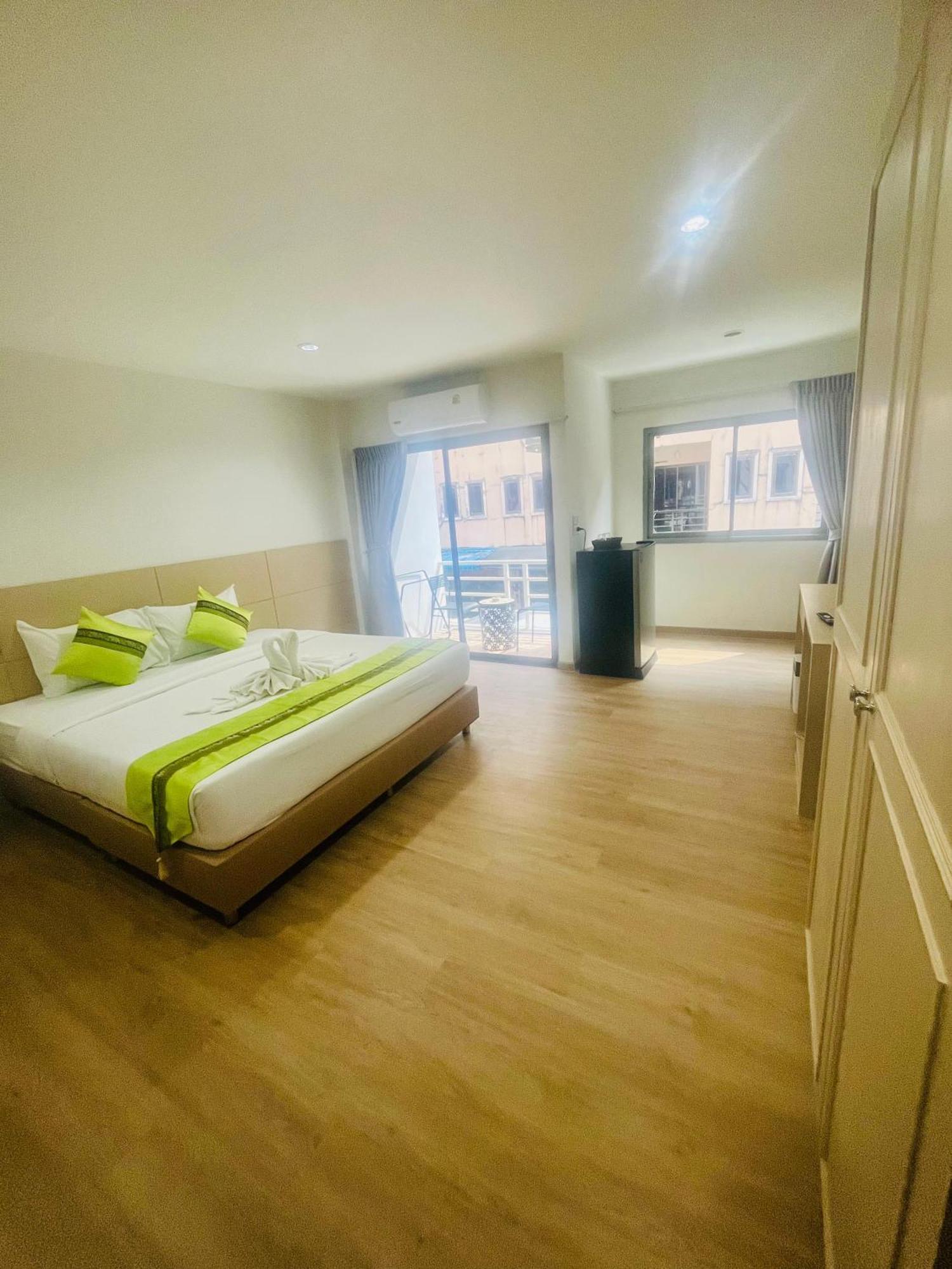 28 Boutique Hotel 3*