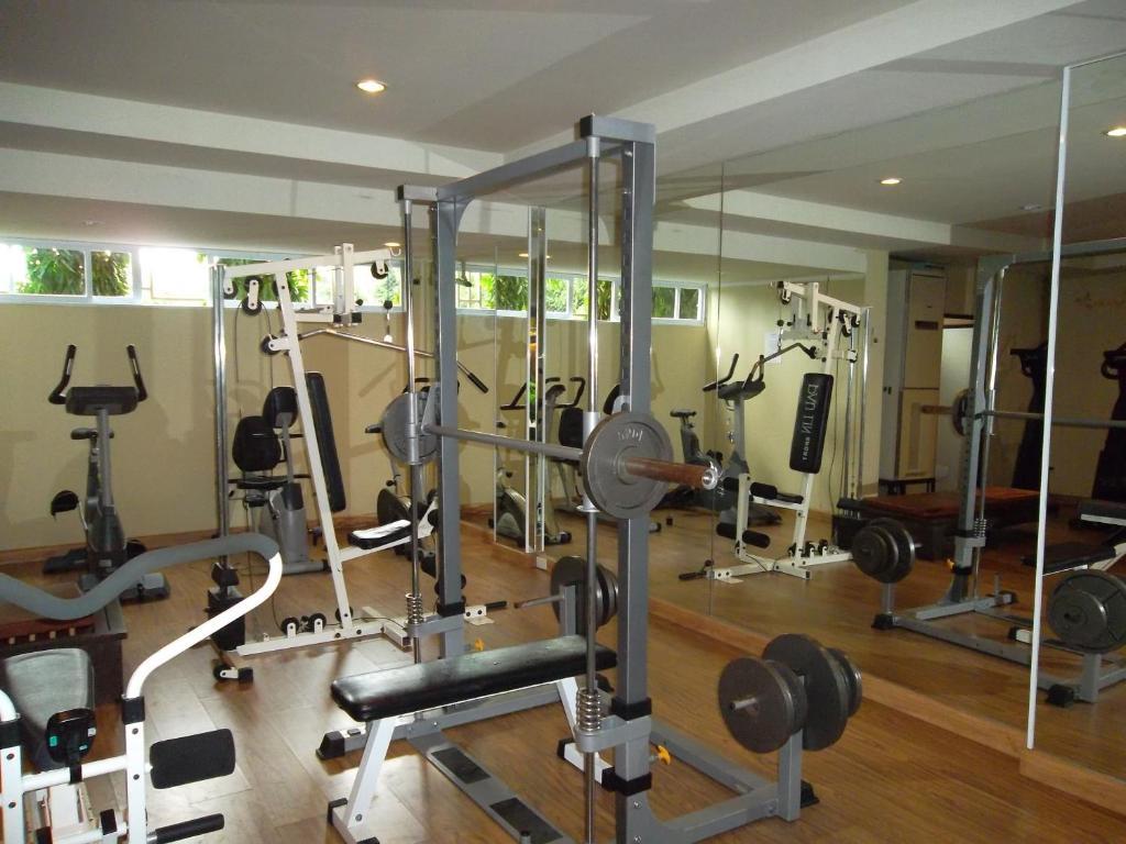 Thongbura Hotel 4*