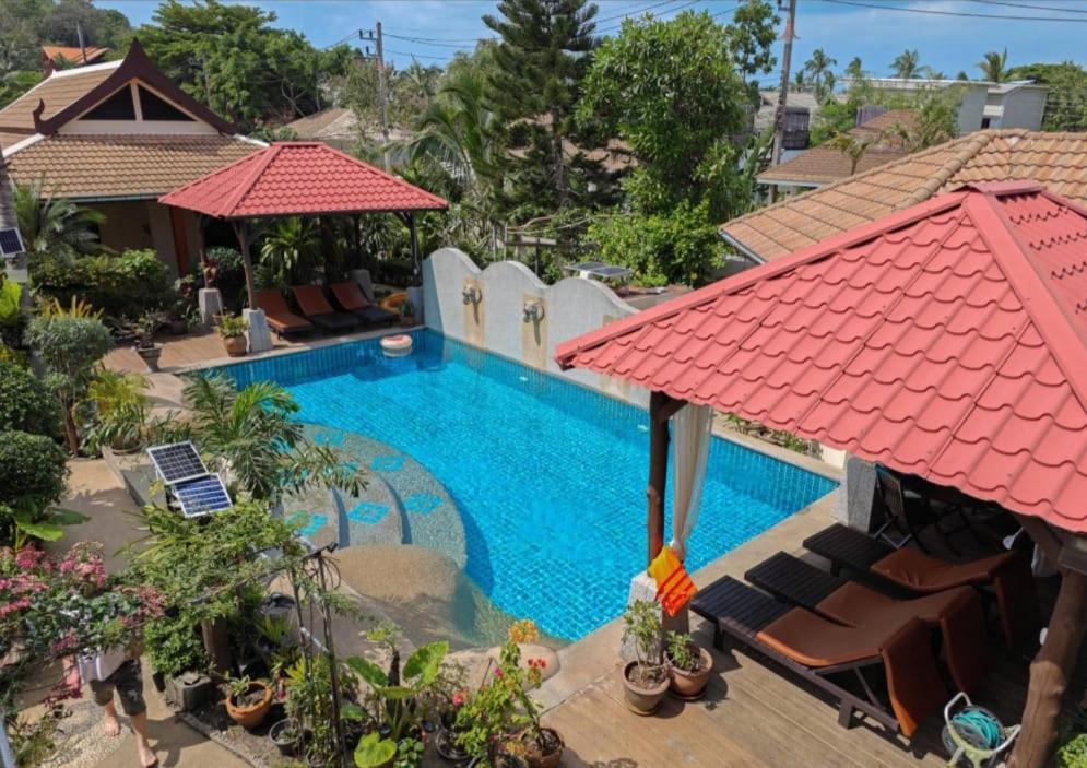 Baan Tropicana Pousada Praia de Mae Nam