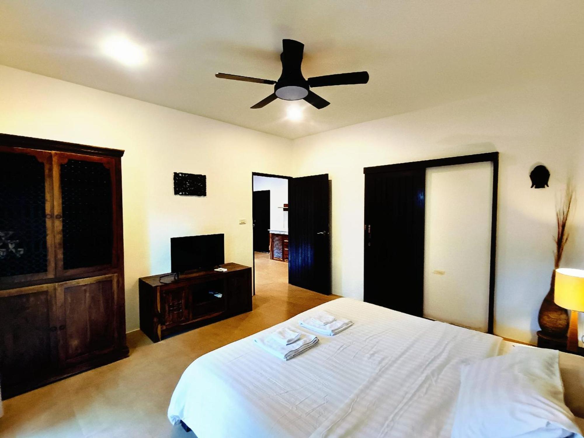 Baan Tropicana Pousada