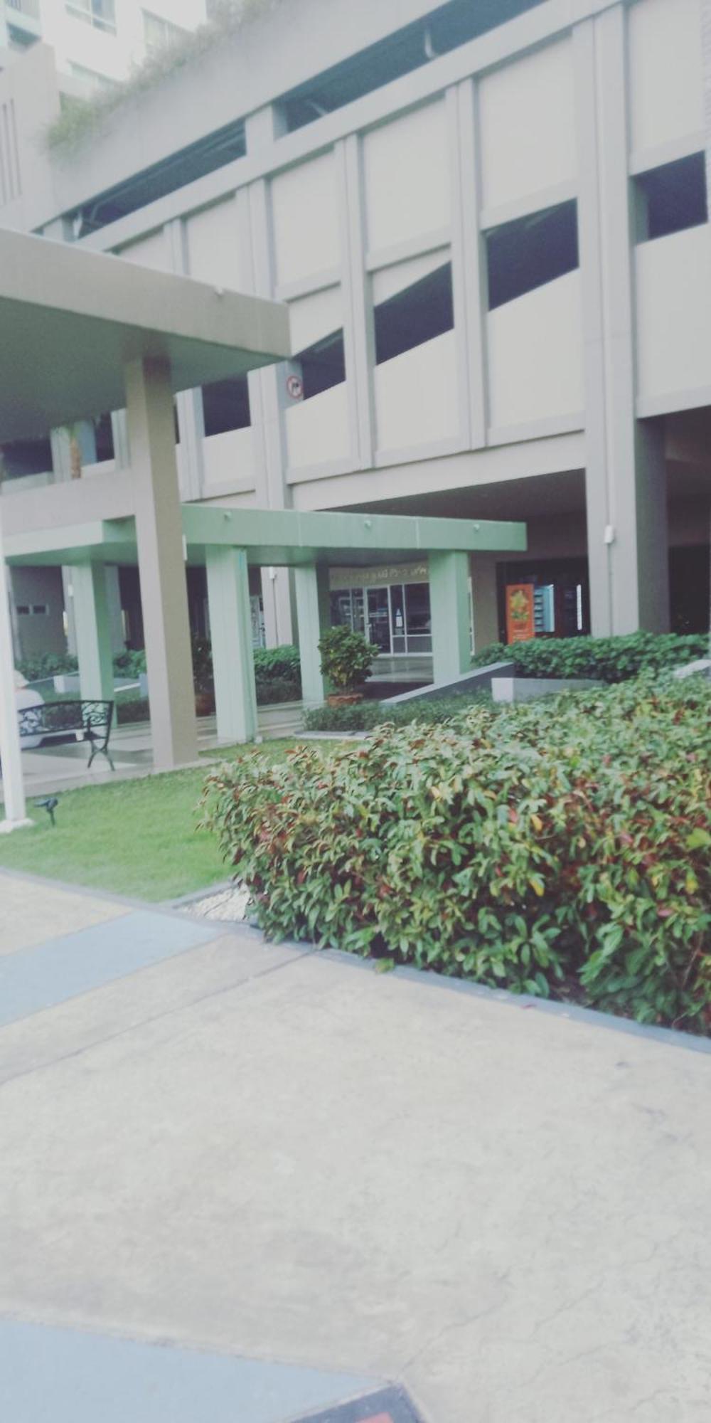 2 ห้องนอน 2 ห้องน้ำ Seaview ชั้น18 Apartment