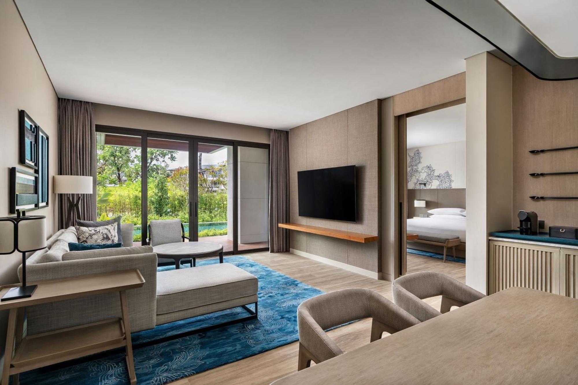 Hotel Marriott & 5*
