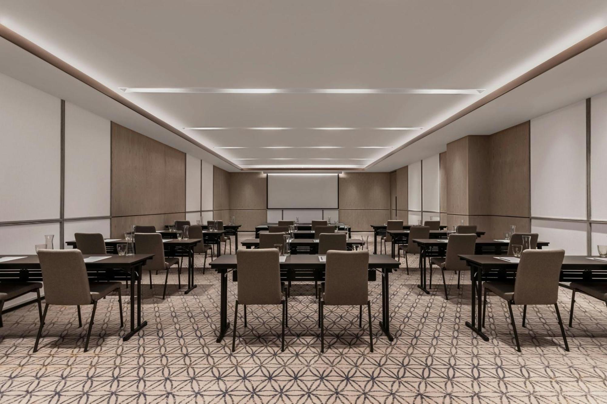 Hotel Courtyard By Marriott Town