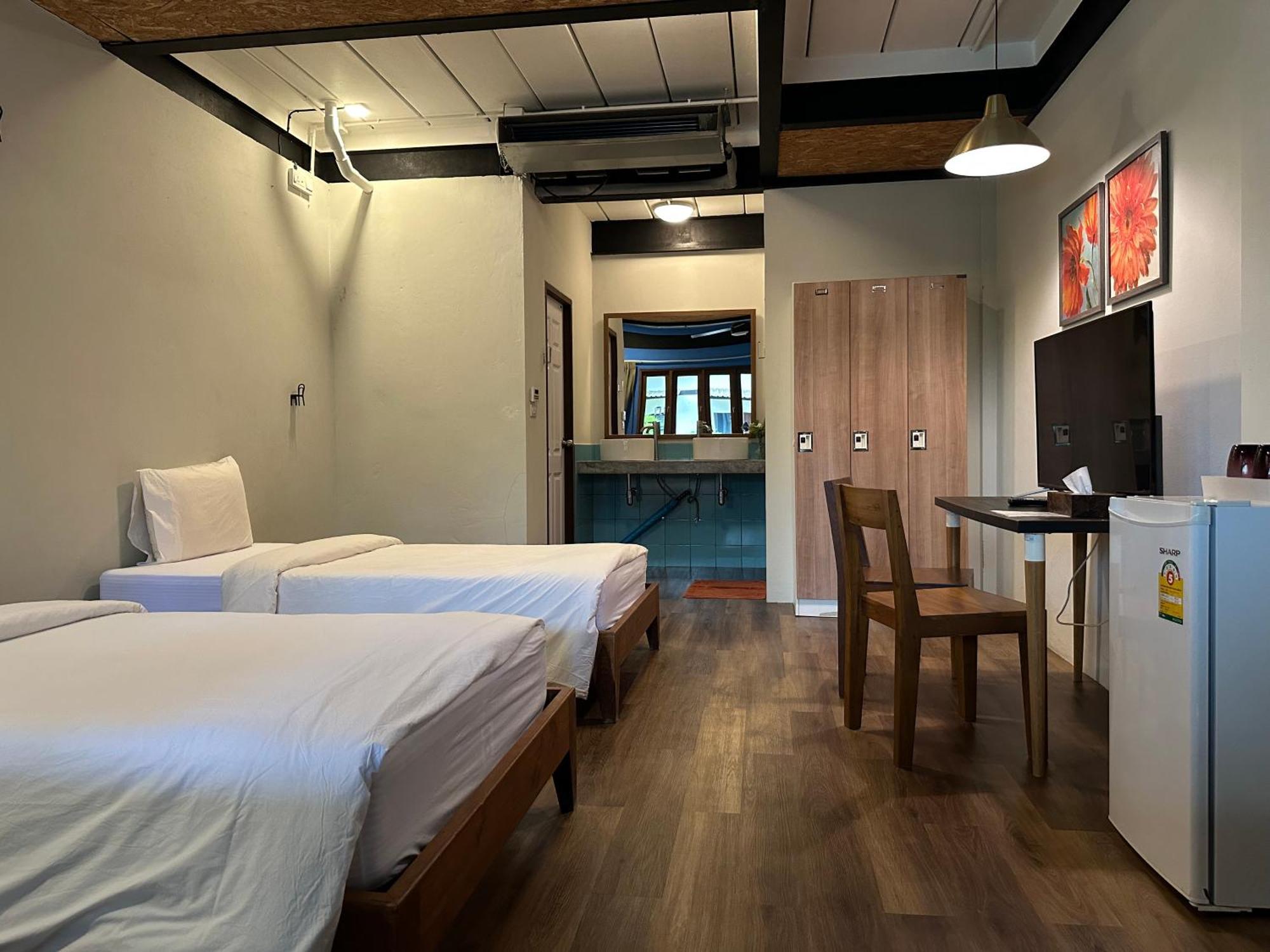 The Stage-koh Chang 3*