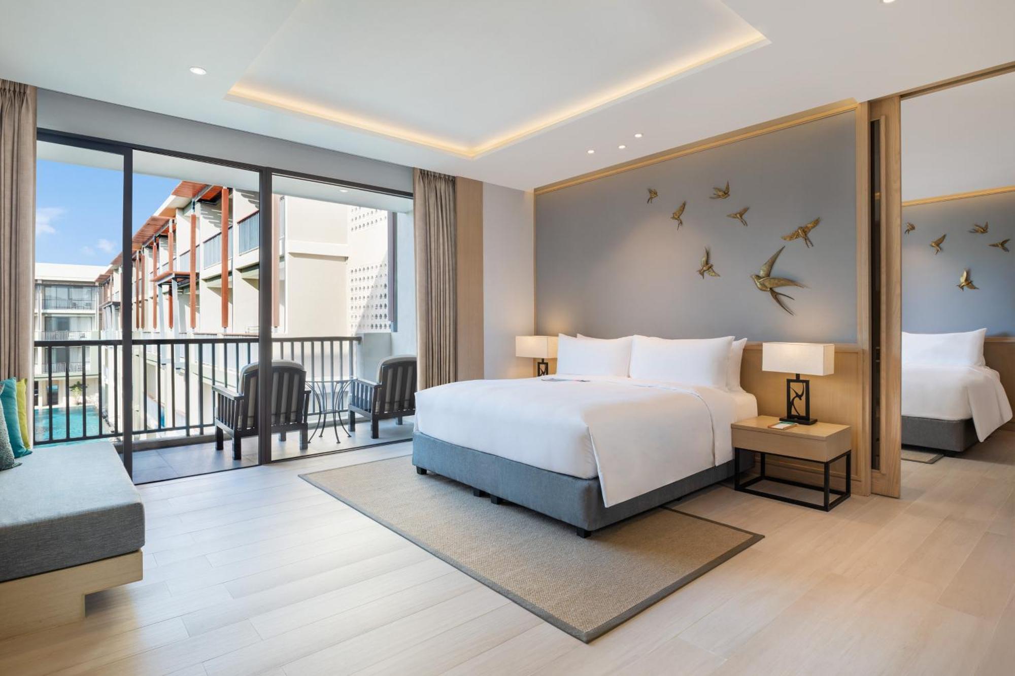 Le Meridien & 5*