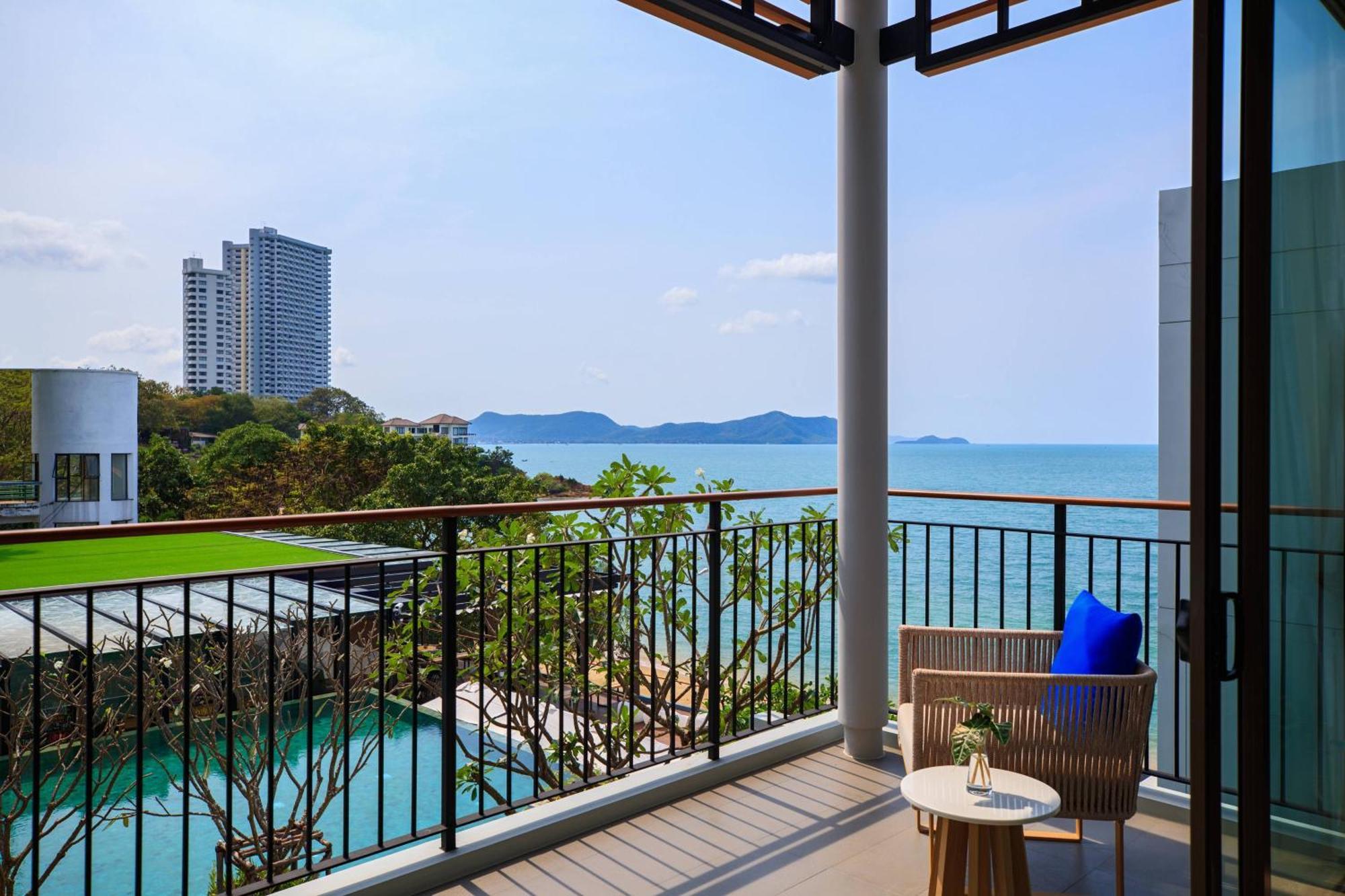 Hotel Renaissance Pattaya & Na Chom Thian