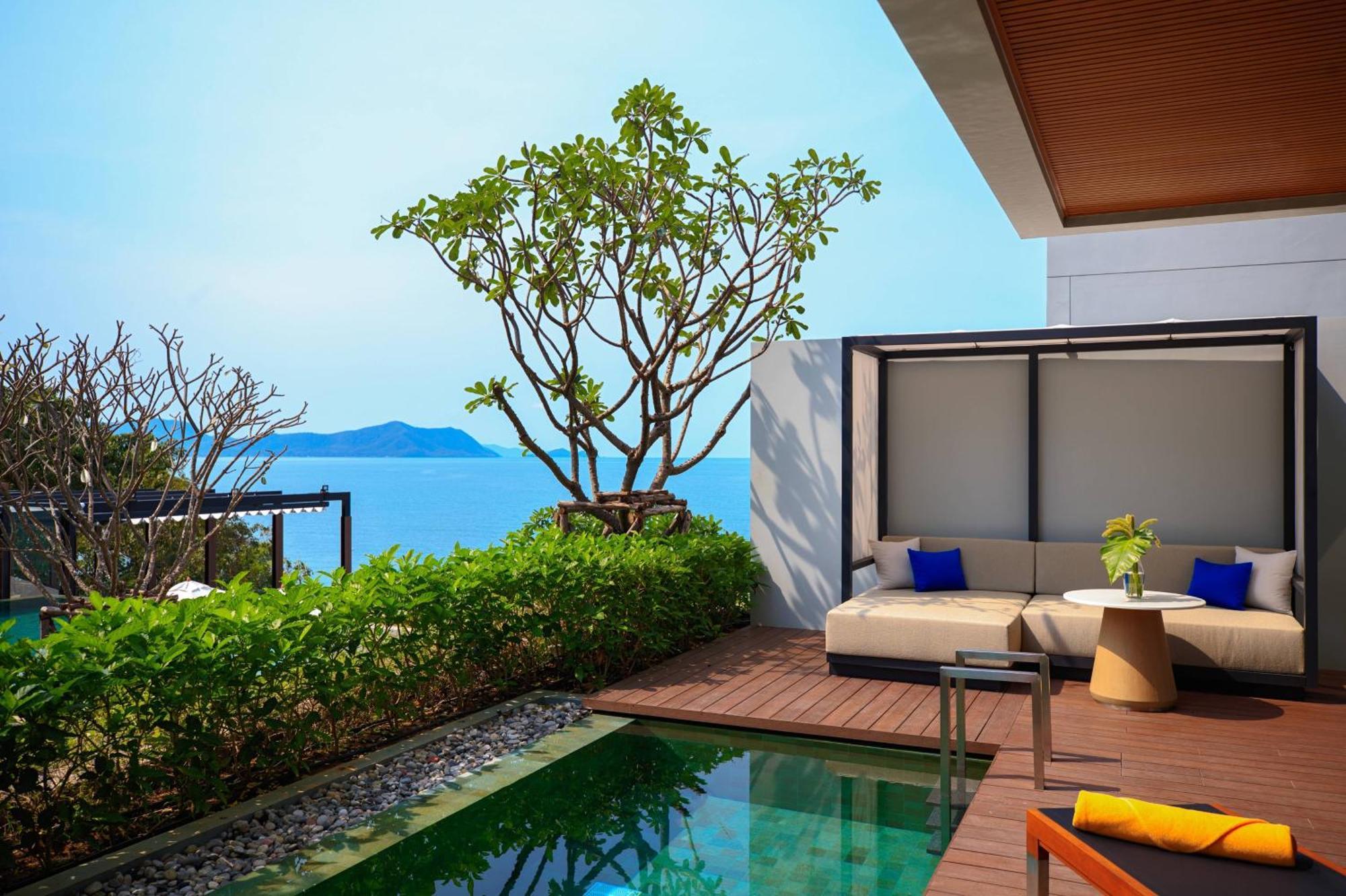 Renaissance Pattaya & 5* Na Chom Thian