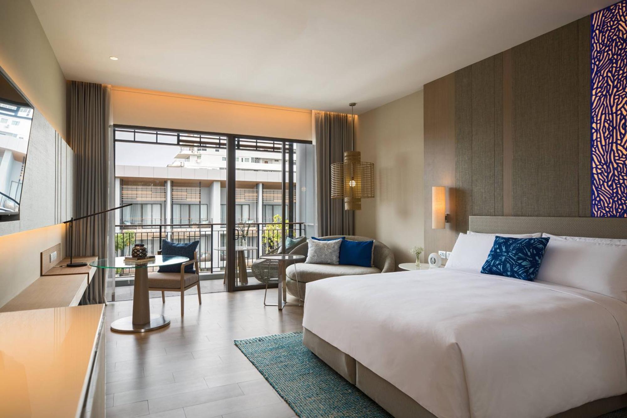 Renaissance Pattaya & Hotel 5*