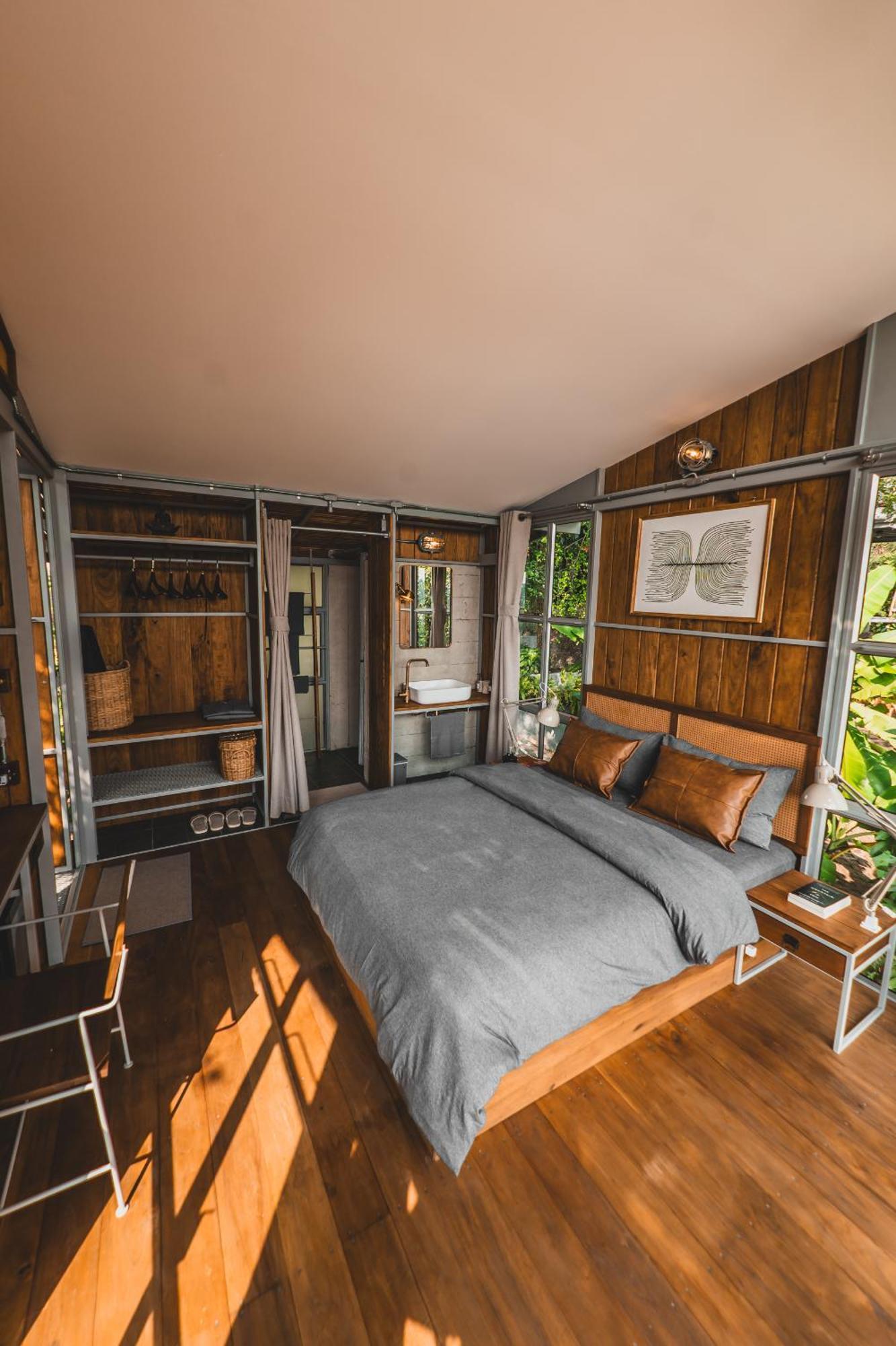 Hotel Shiva 4*
