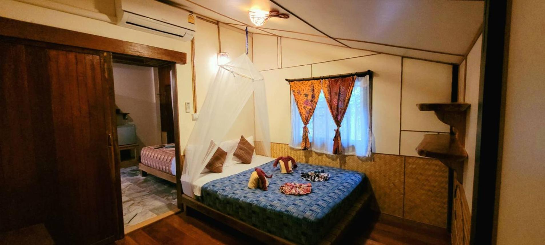 Longtail Resort 2*