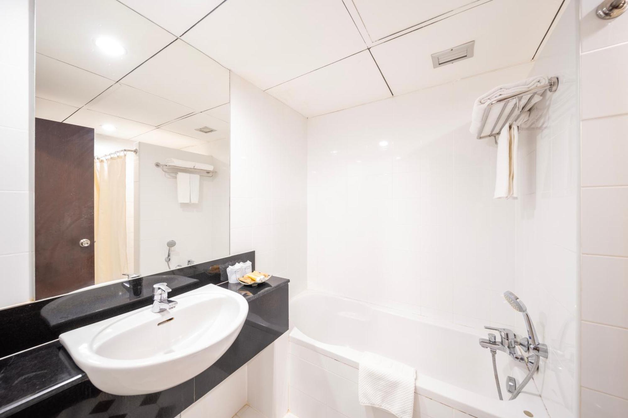 Golden Crown Grand 3* Hat Yai
