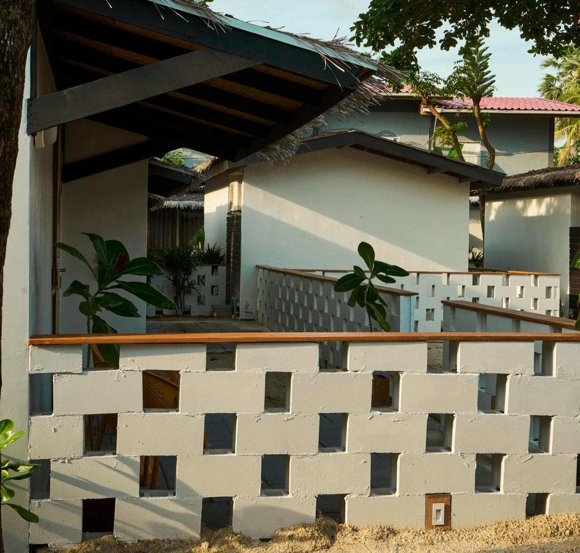 Resort Escape - New Look & Improved Mae Nam