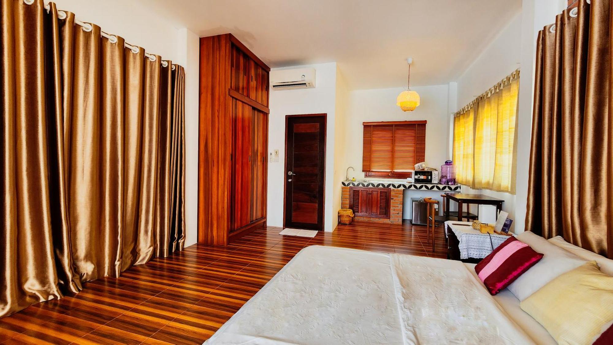 Baan Bhuwann Apartment *