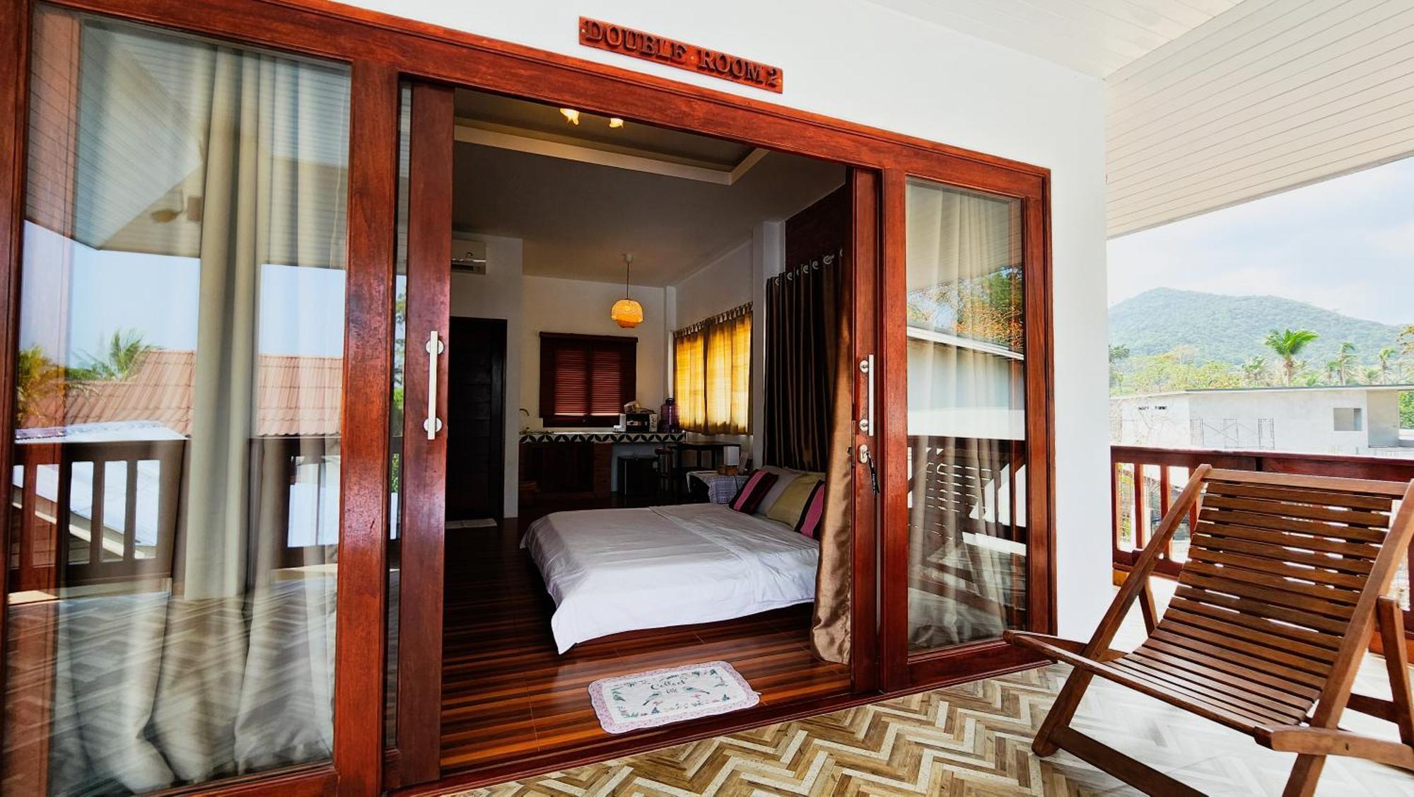 Baan Bhuwann Apartment Chaloklum