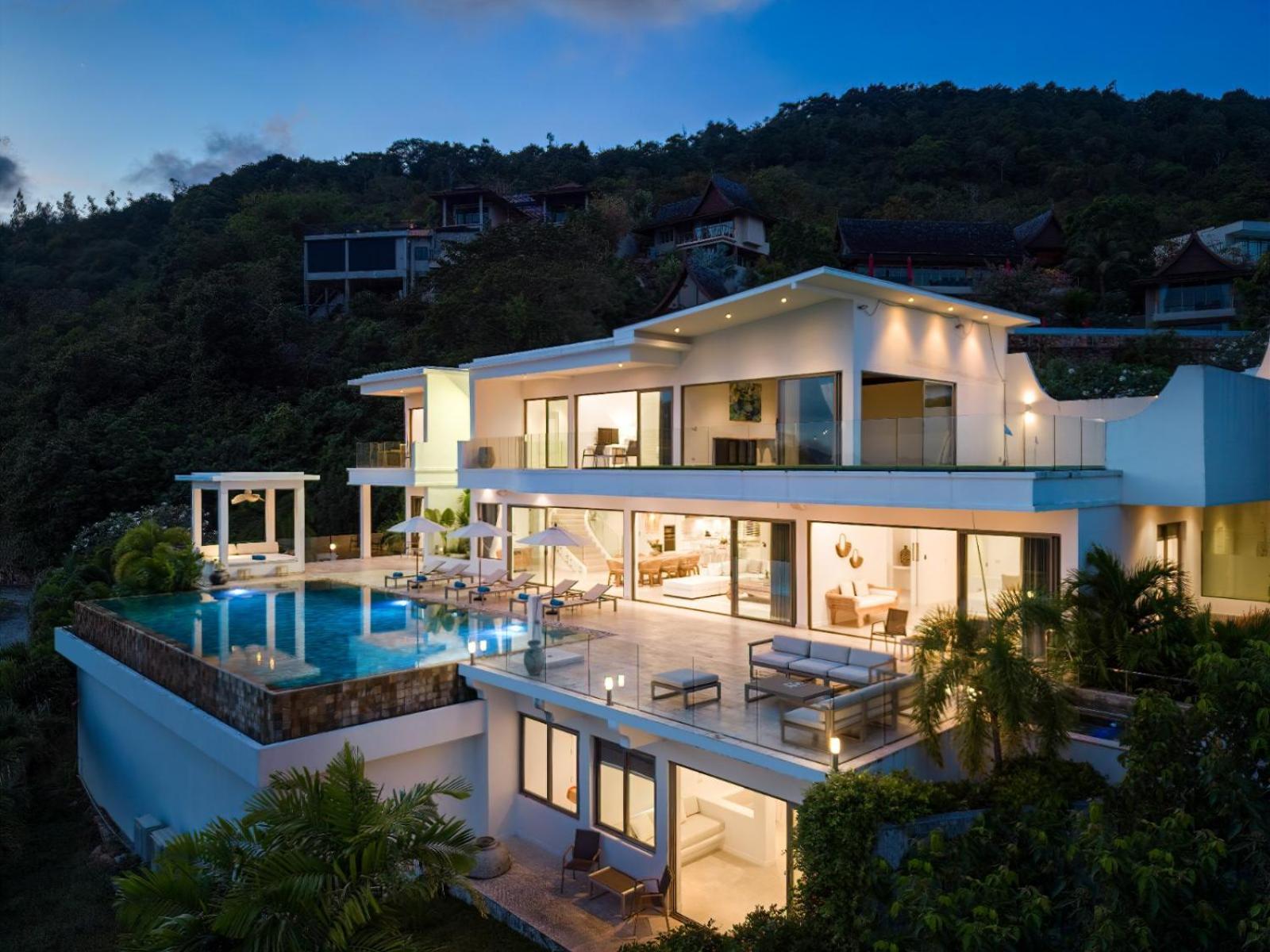 Kazu - Luxury 5-bedrooms Oceanview Retreat With Cinema, Bar, Infinity Pool, Private Cook & Maid