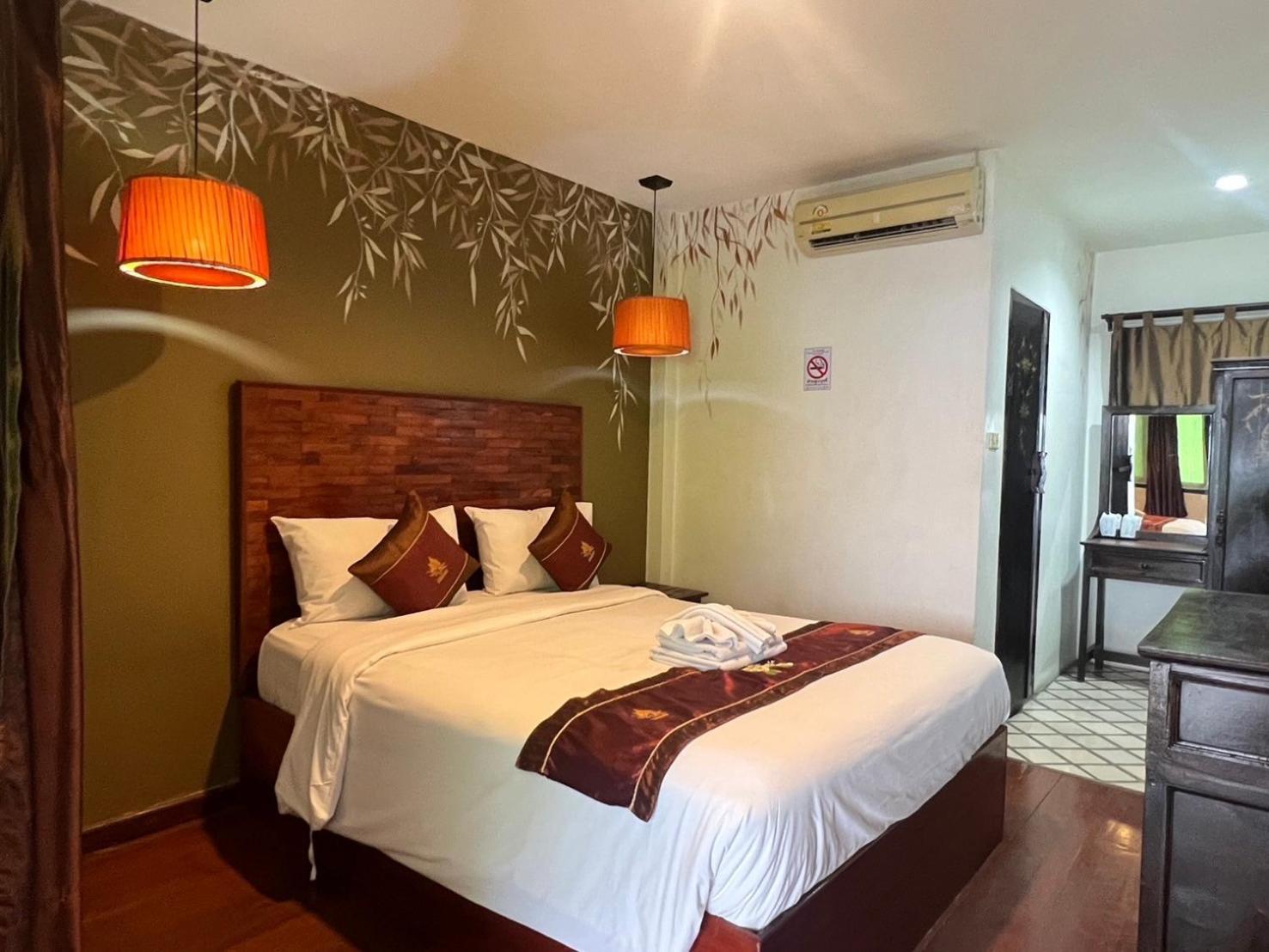 Thapae Boutique House Resort
