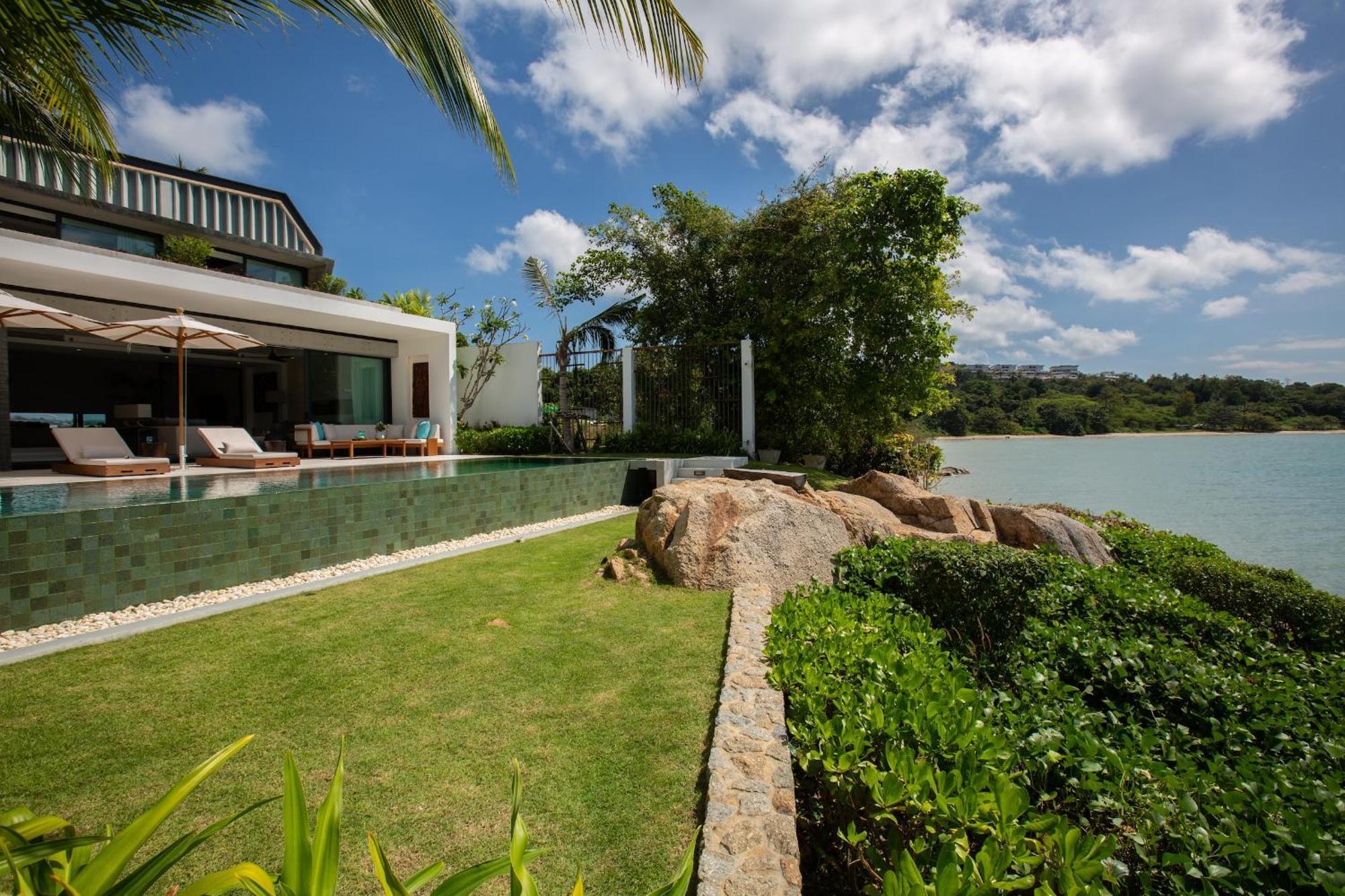 Kerem Luxury Beachfront Villa *