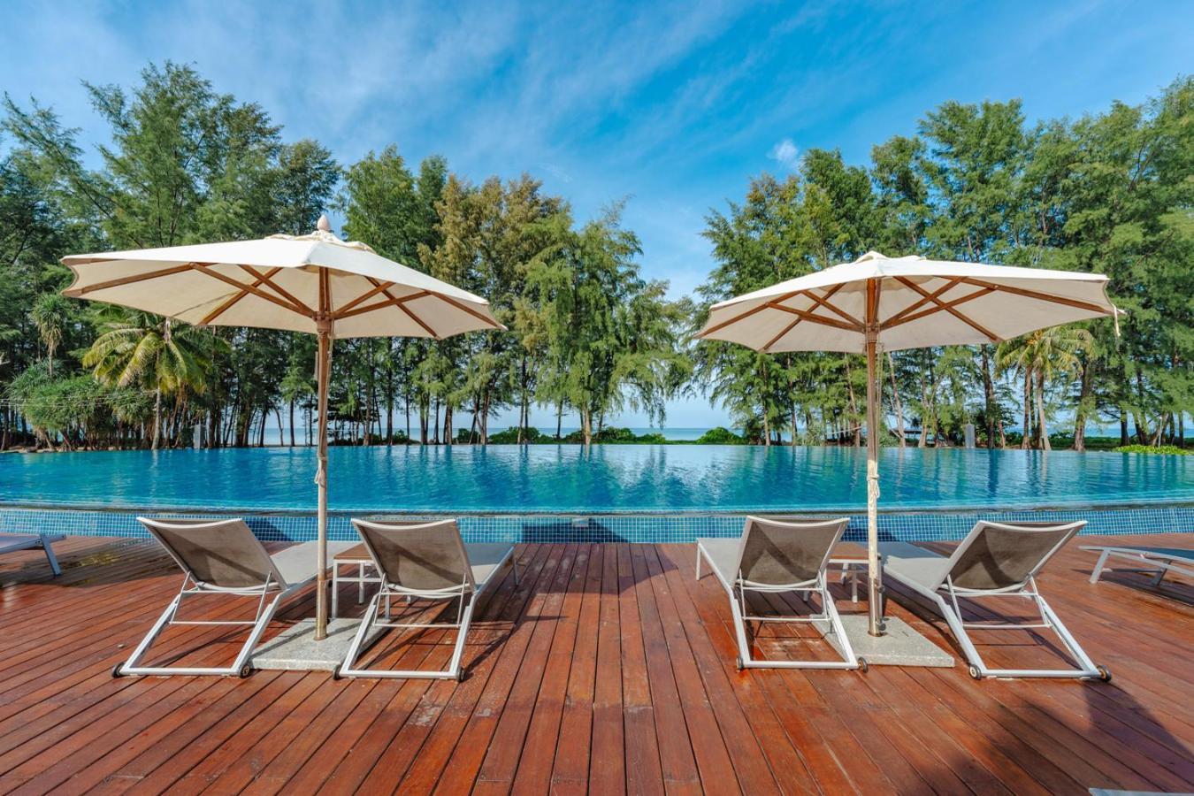 Splash Resort, Maikhao Phuket - Sha Extra Resort