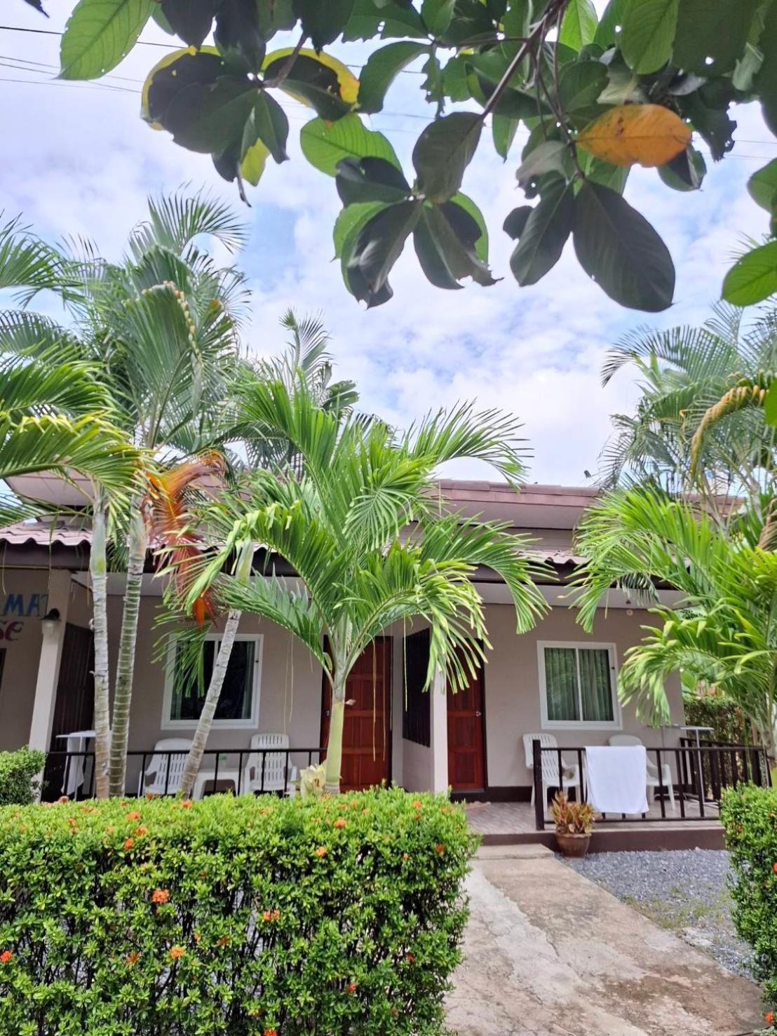 Lanta Salamat House Guest house