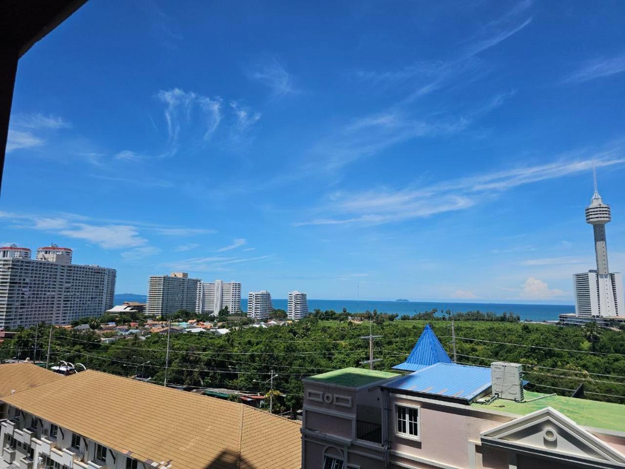 1 Bed With Seaview Apartment Pattaya