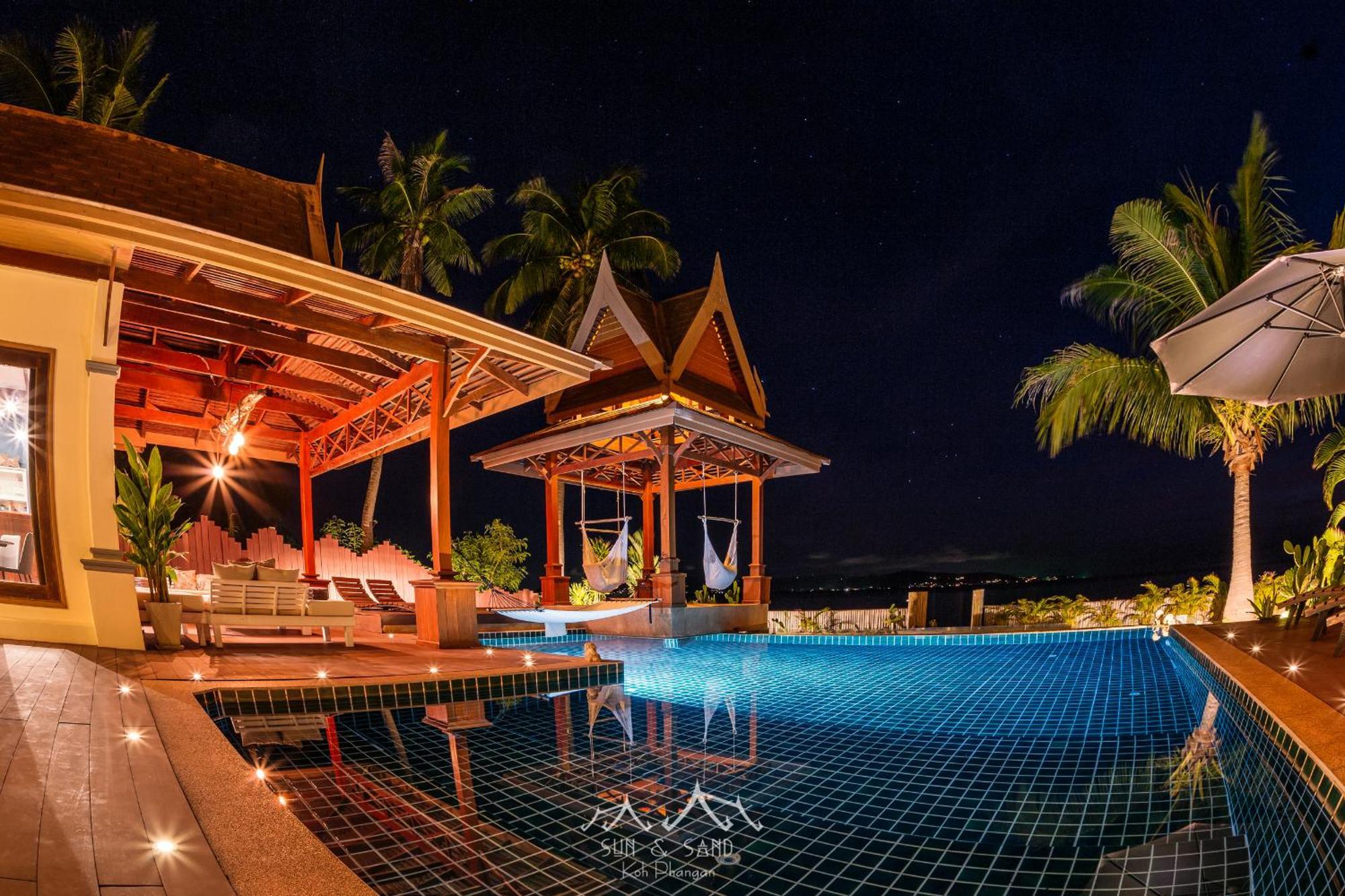 Villa Sun And Beachfront Pool