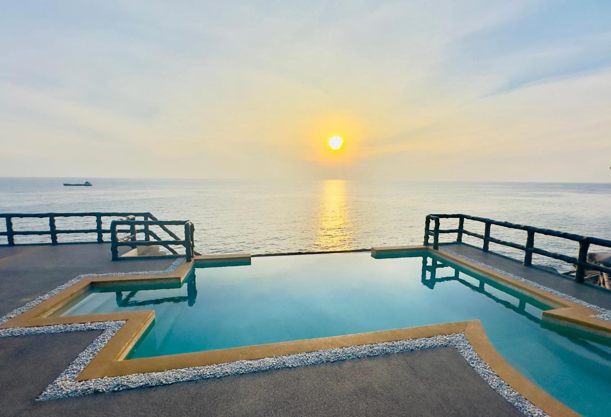 Ocean Front Koh Tao