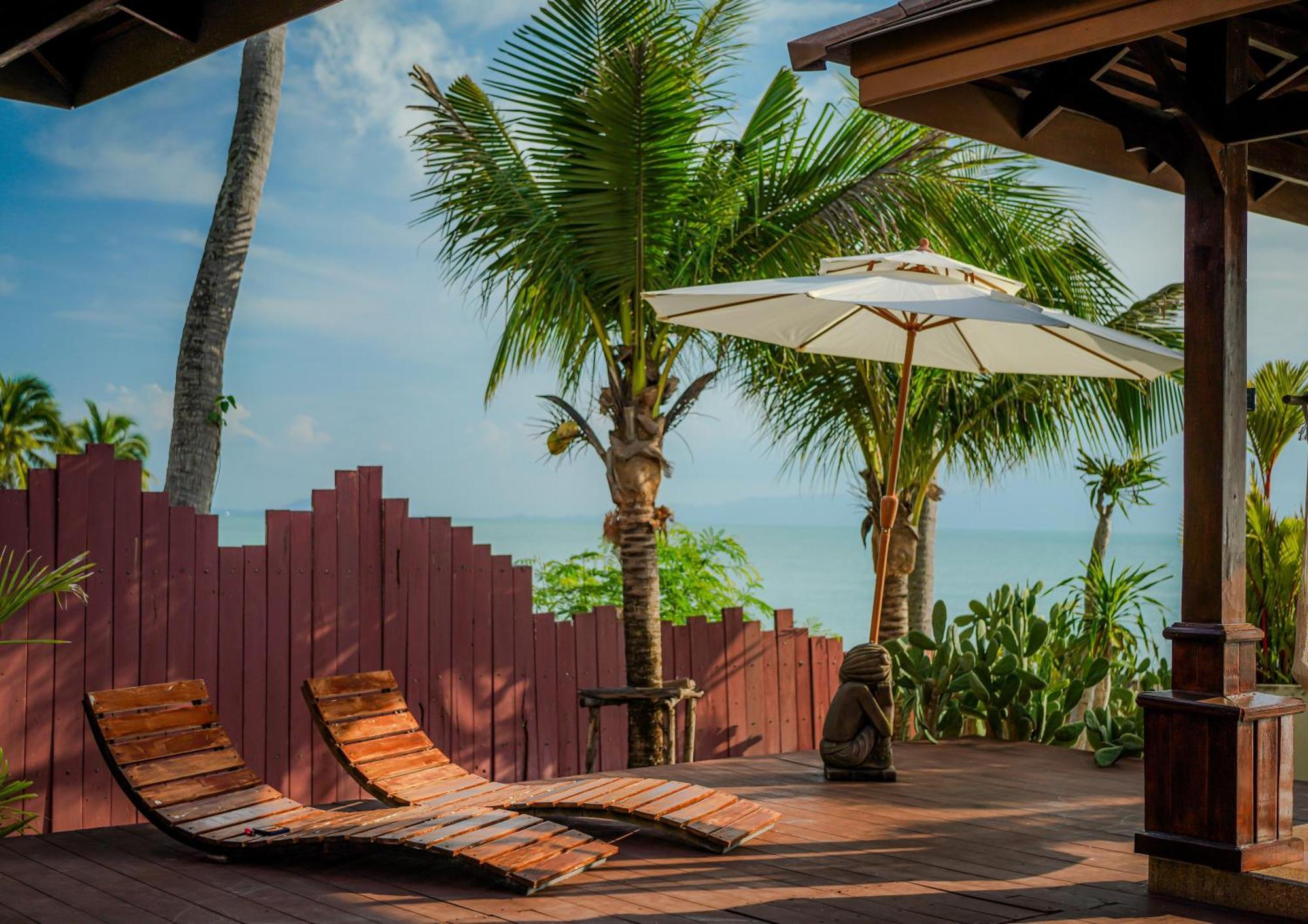Sun And Beachfront Pool Villa