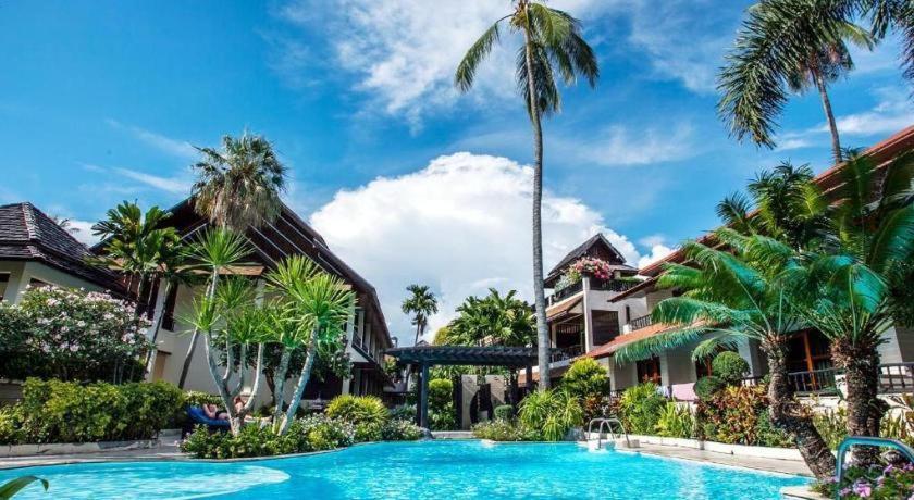 Banyan Hotel 3*