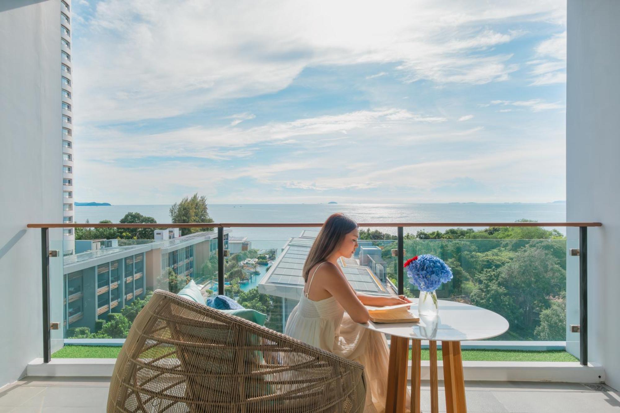 Hotel Renaissance Pattaya & Na Chom Thian