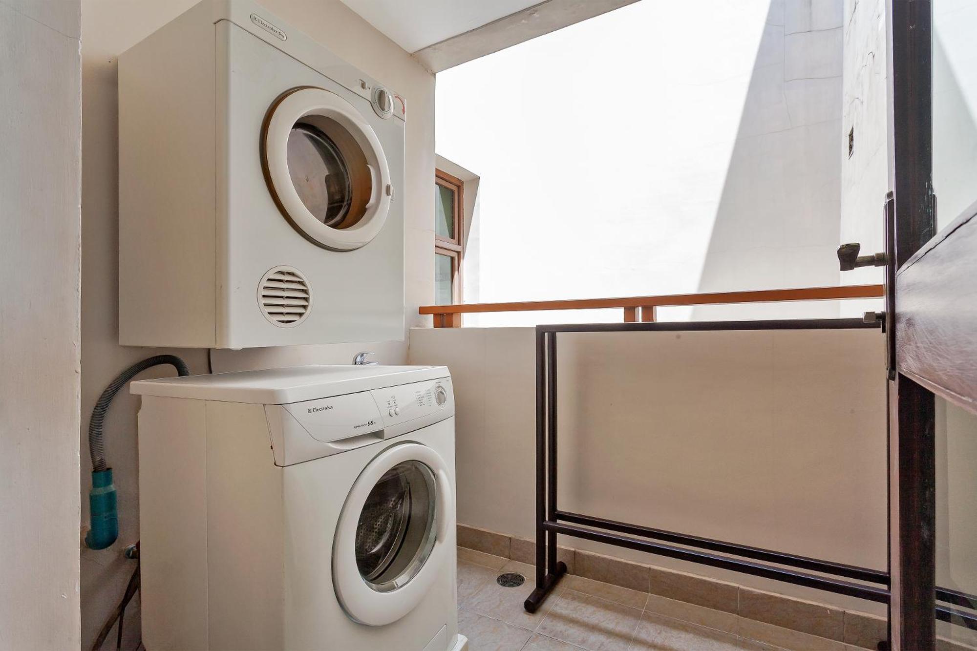 Shasa - Luxury Beachfront Apartment