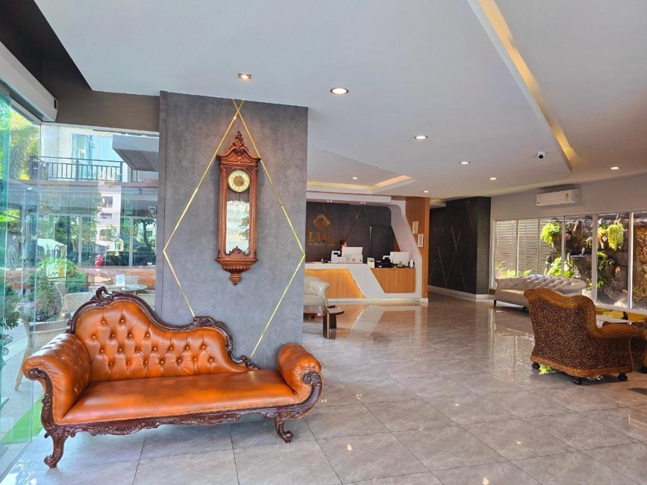 Hotel Lhc And Pattaya