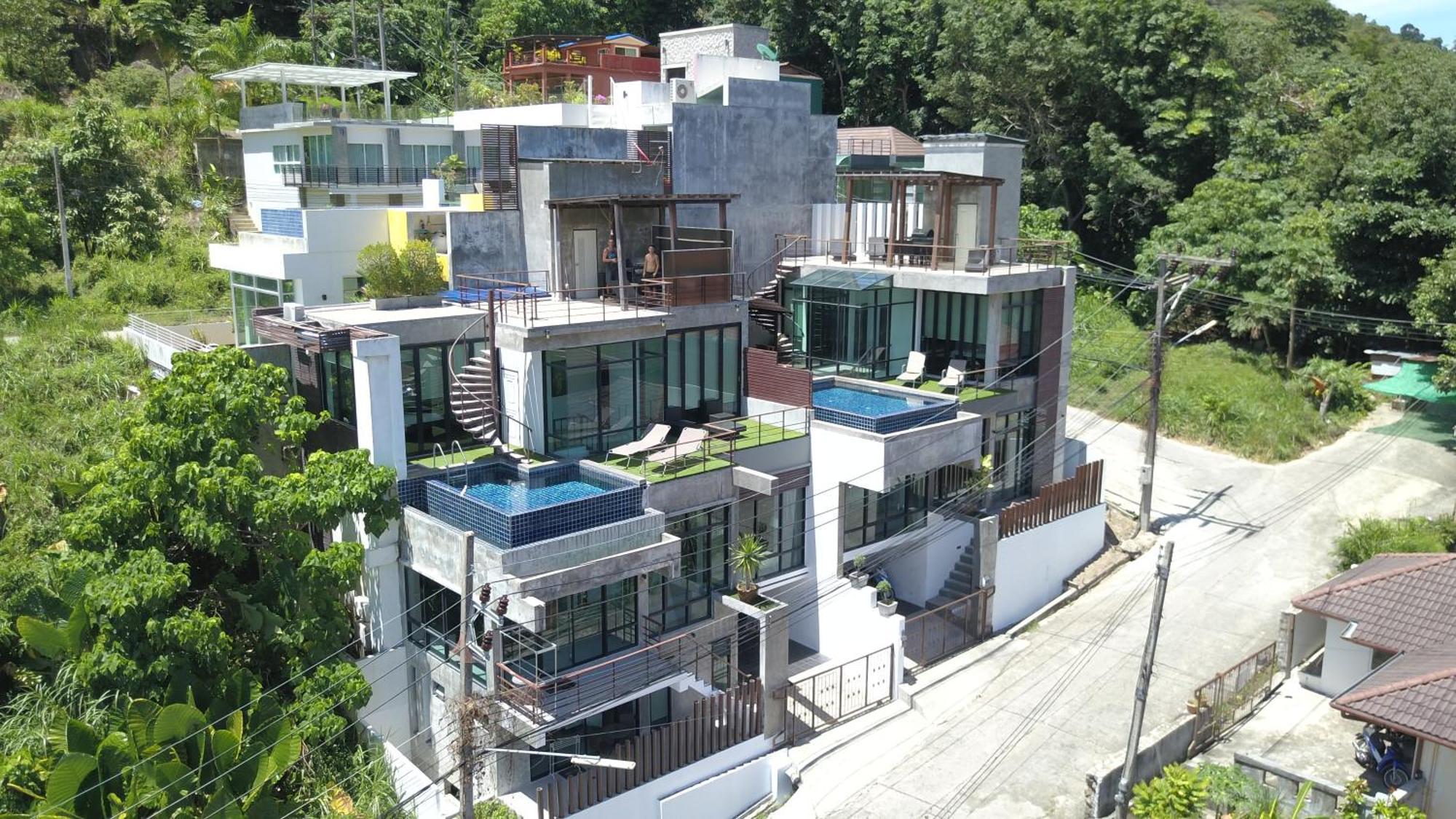 Loma & 7 Patong