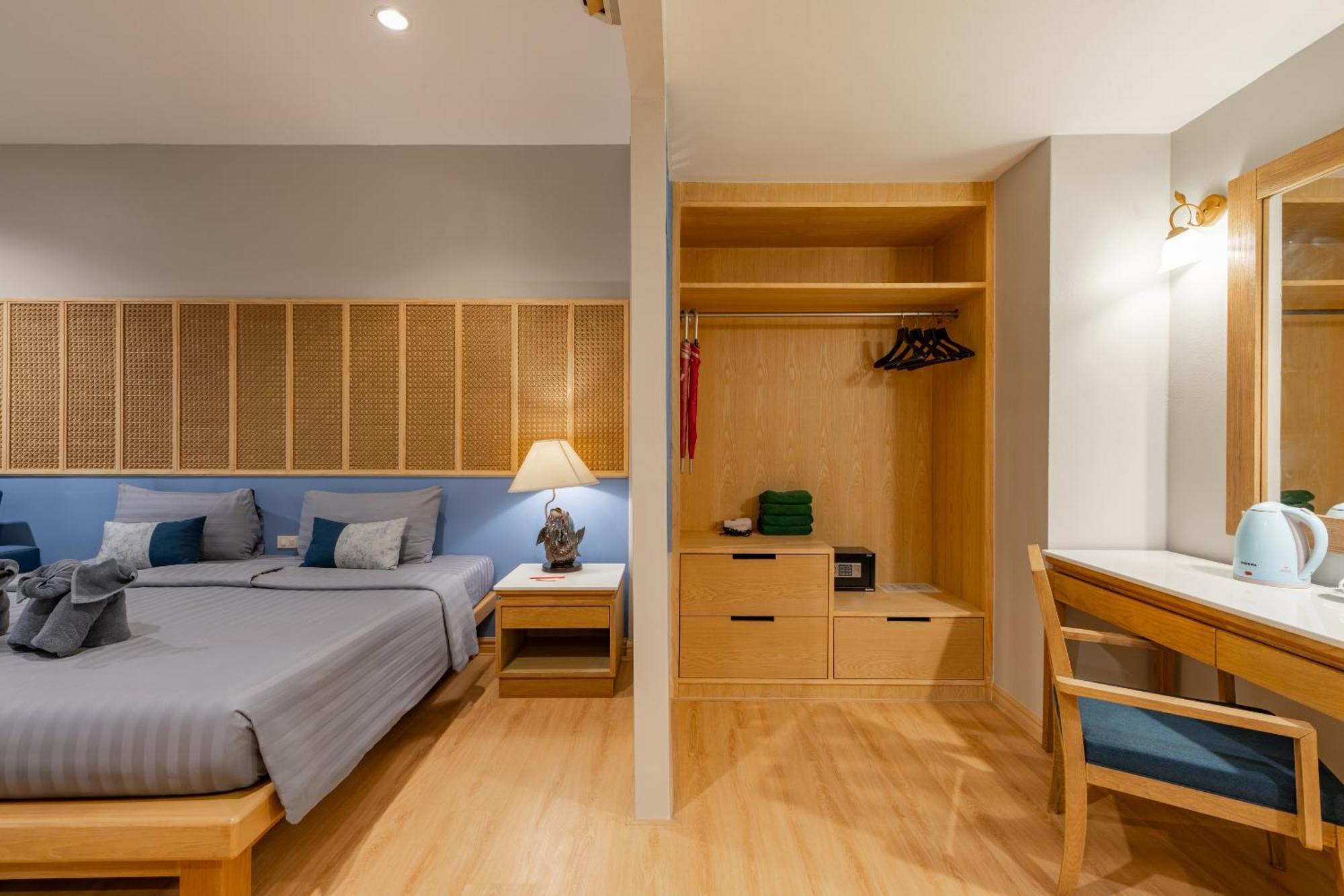 Timber House Resort