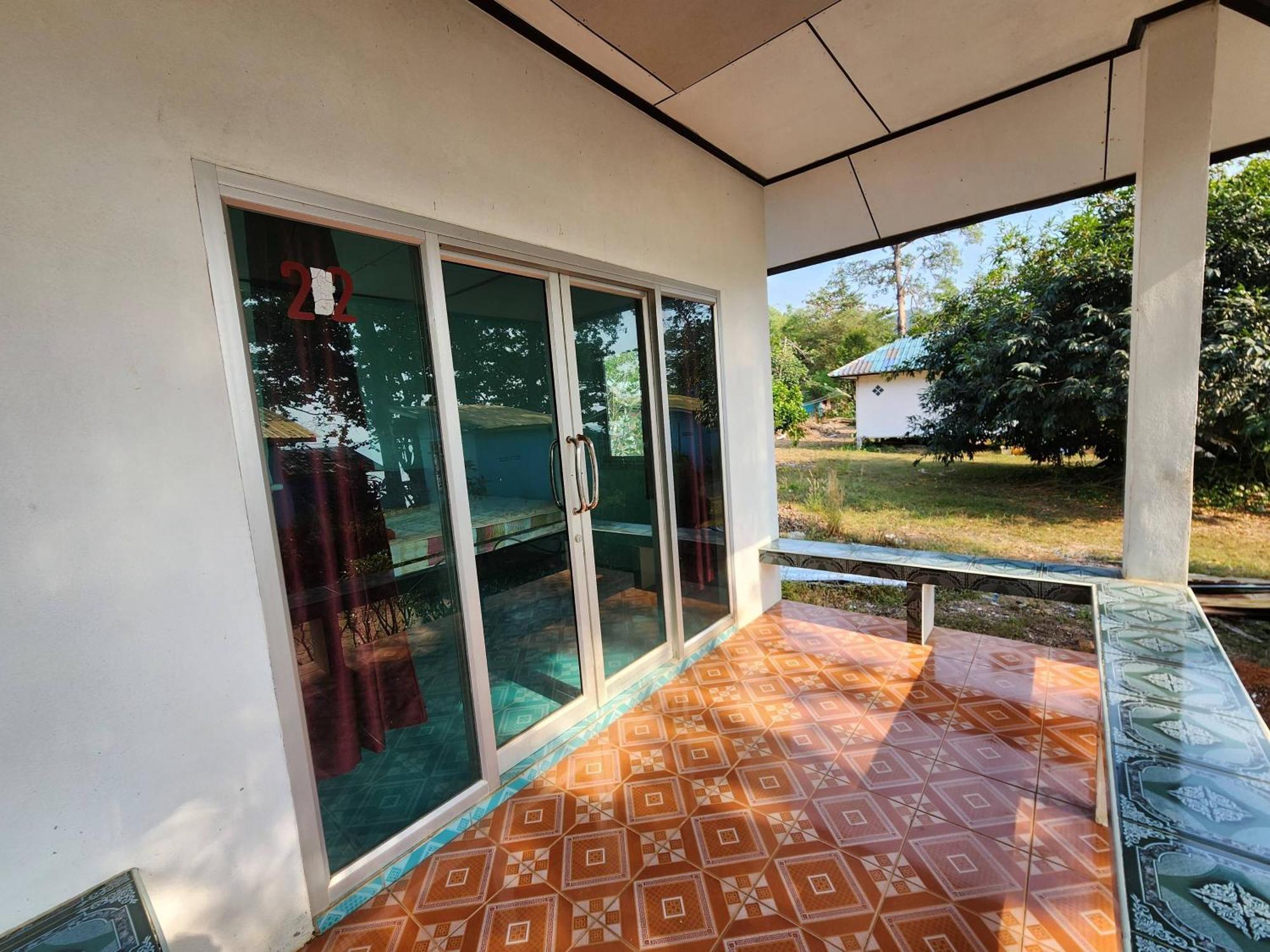 Sunstone Lodge *