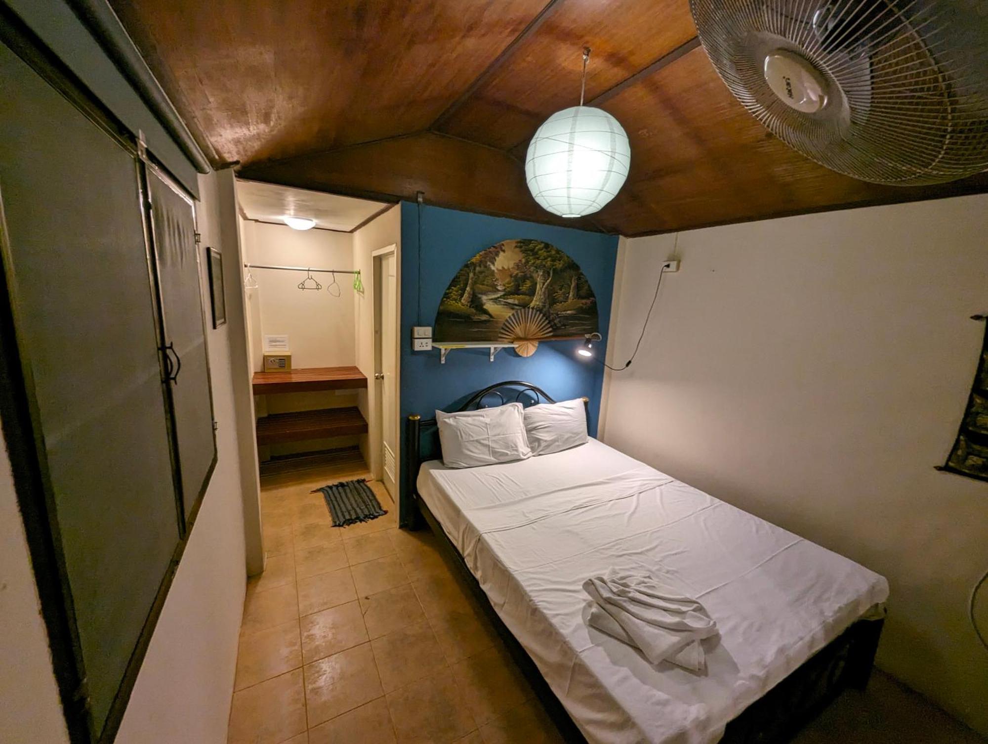 Moonhut 2*