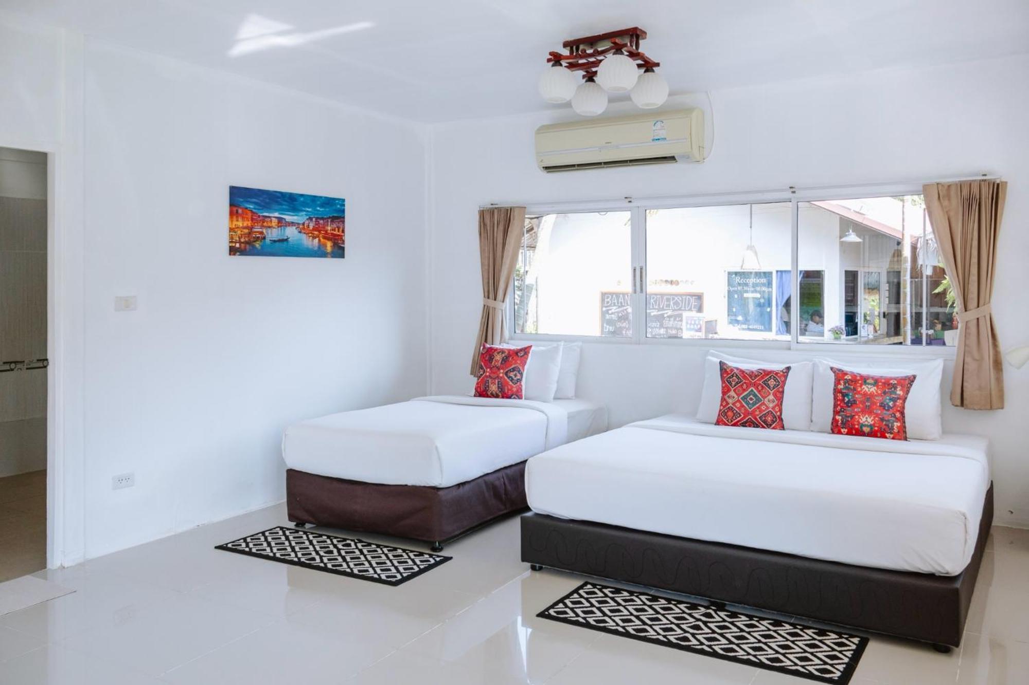 Baan Riverside Pai