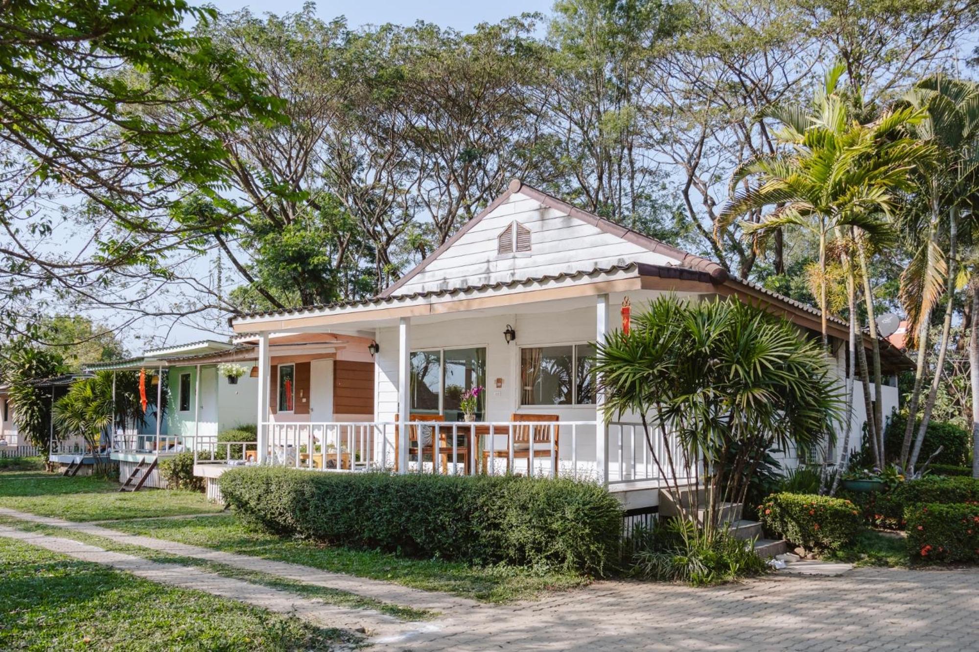 Baan Riverside Resort Pai