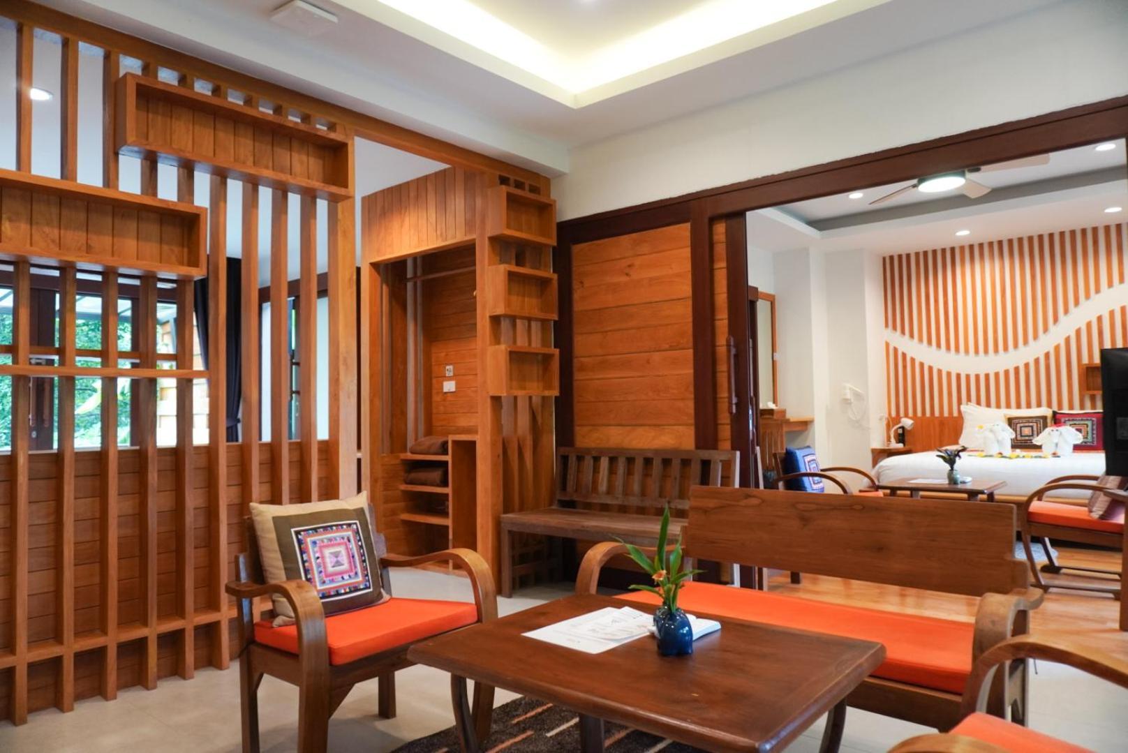Cascade Tara Hotel Na Mueang