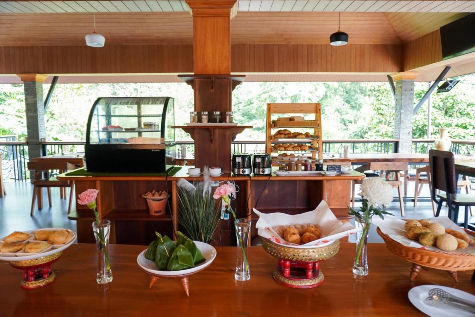 Hotel Cascade Tara