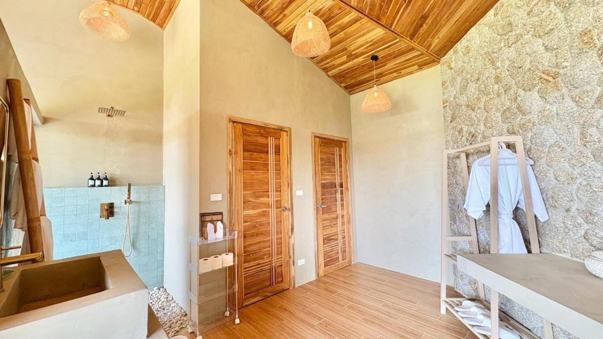 Villa Dana - 2br Sea View And 1 *