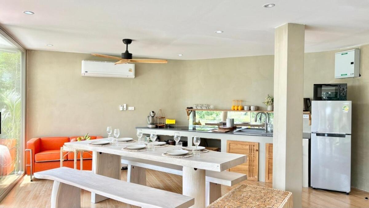 Dana - 2br Sea View And 1 *
