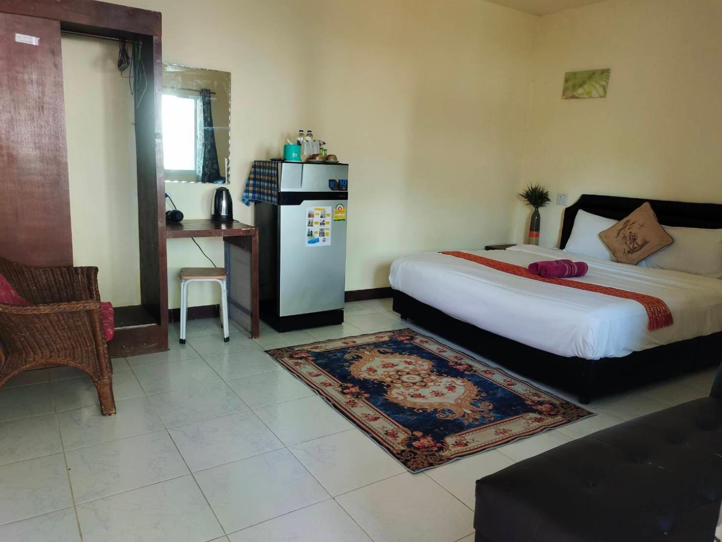Everest Samui - Sha Mae Nam