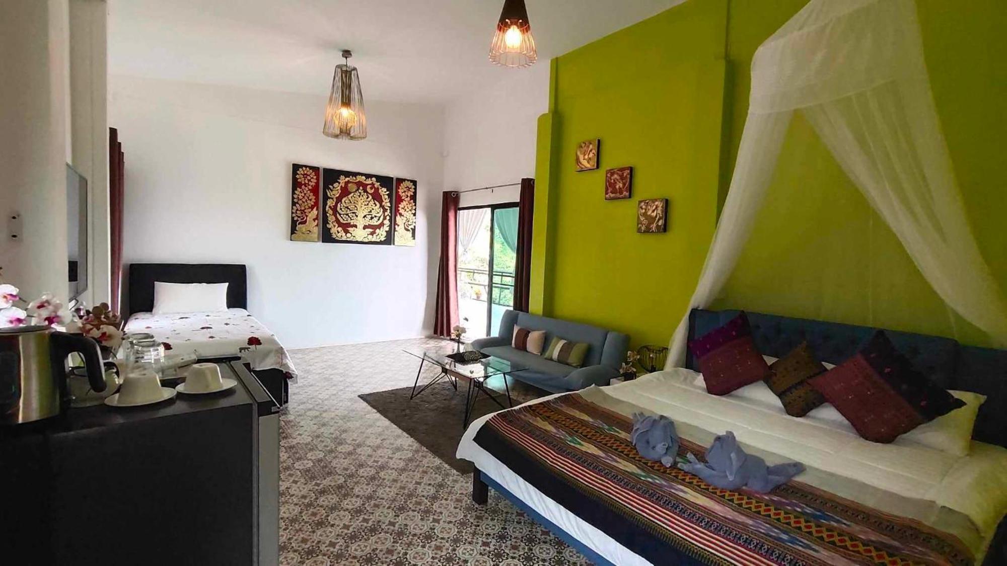 บ้านภูคำฟ้า ดอยปู่ไข่ Baan Phu Kham Fah Hotel Chiang Rai