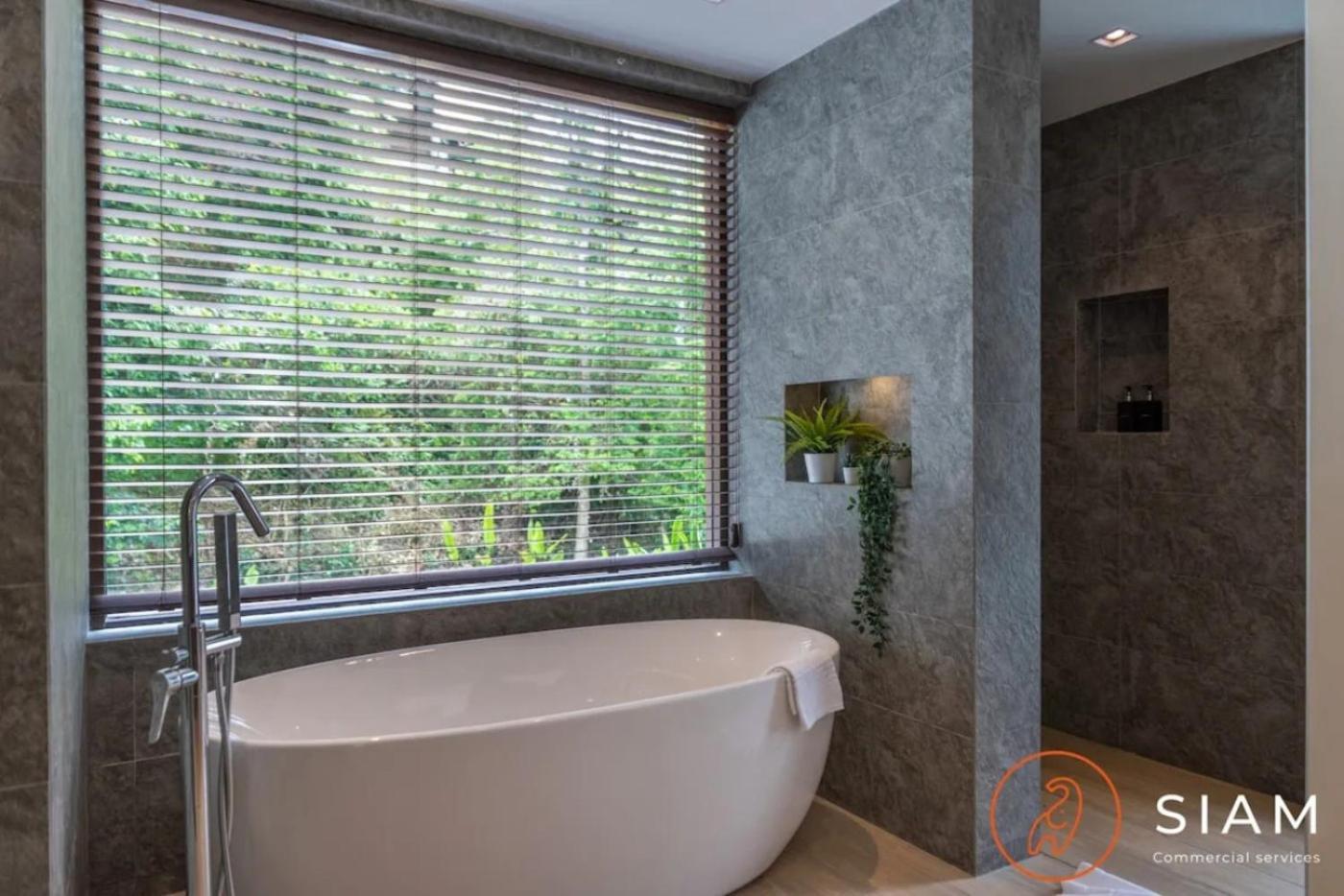 Jungle Beach Villa Luxury 4 Bedroom Seaview