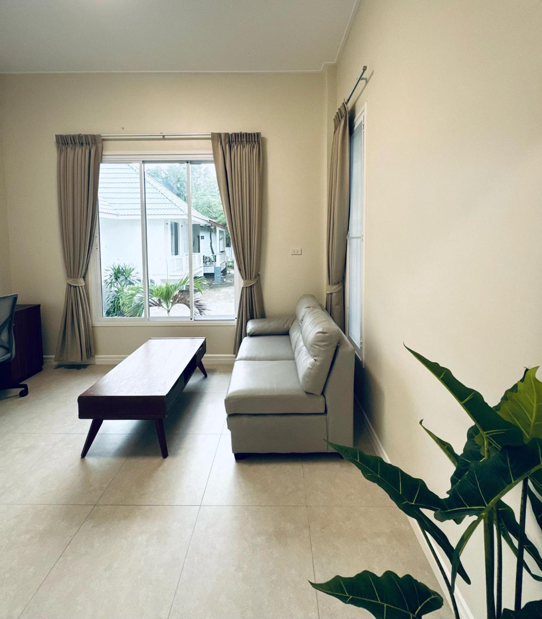 Sabaii Bay Resort 3*