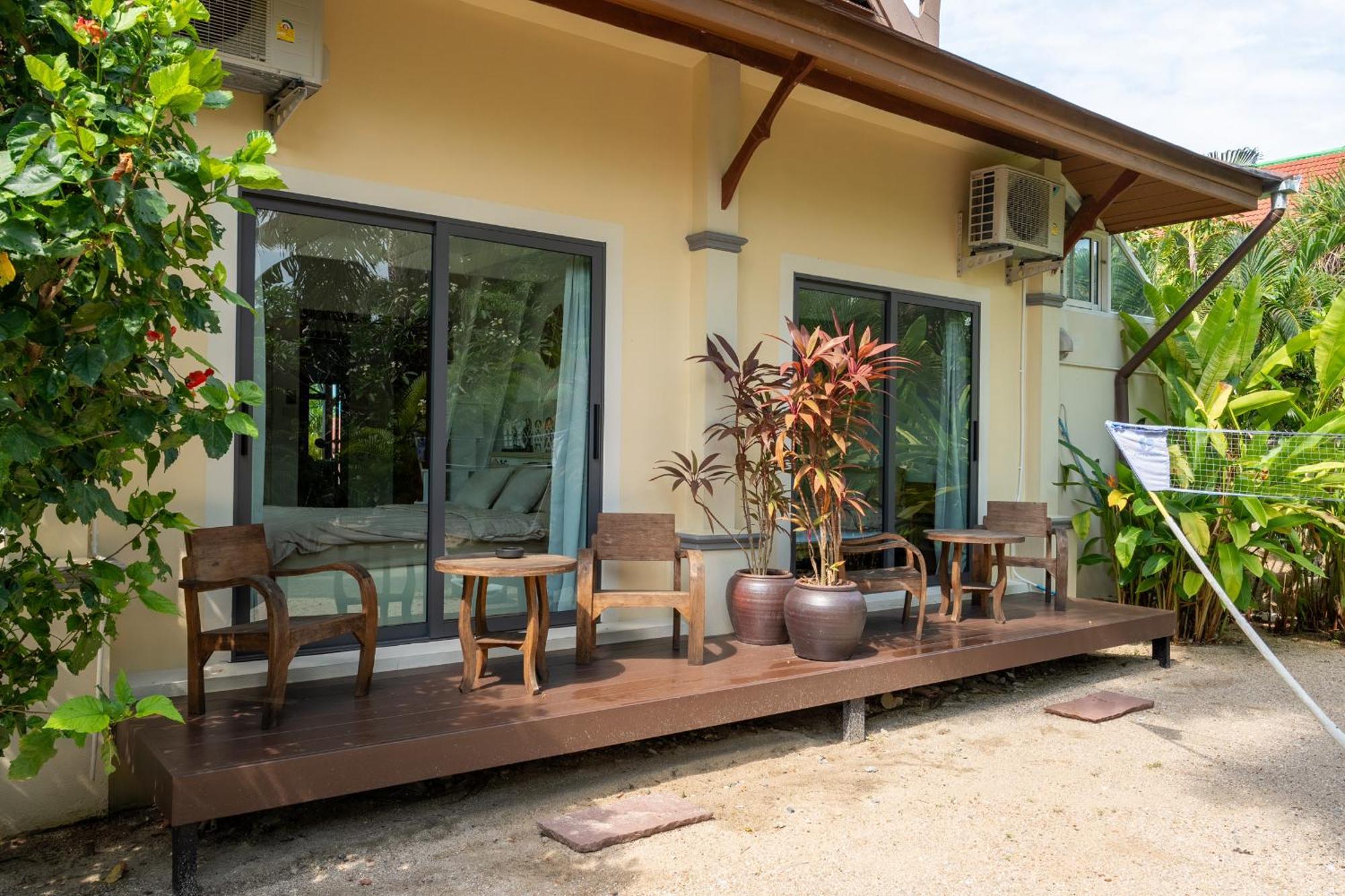 Sun And Beachfront Pool Villa Ko Pha Ngan
