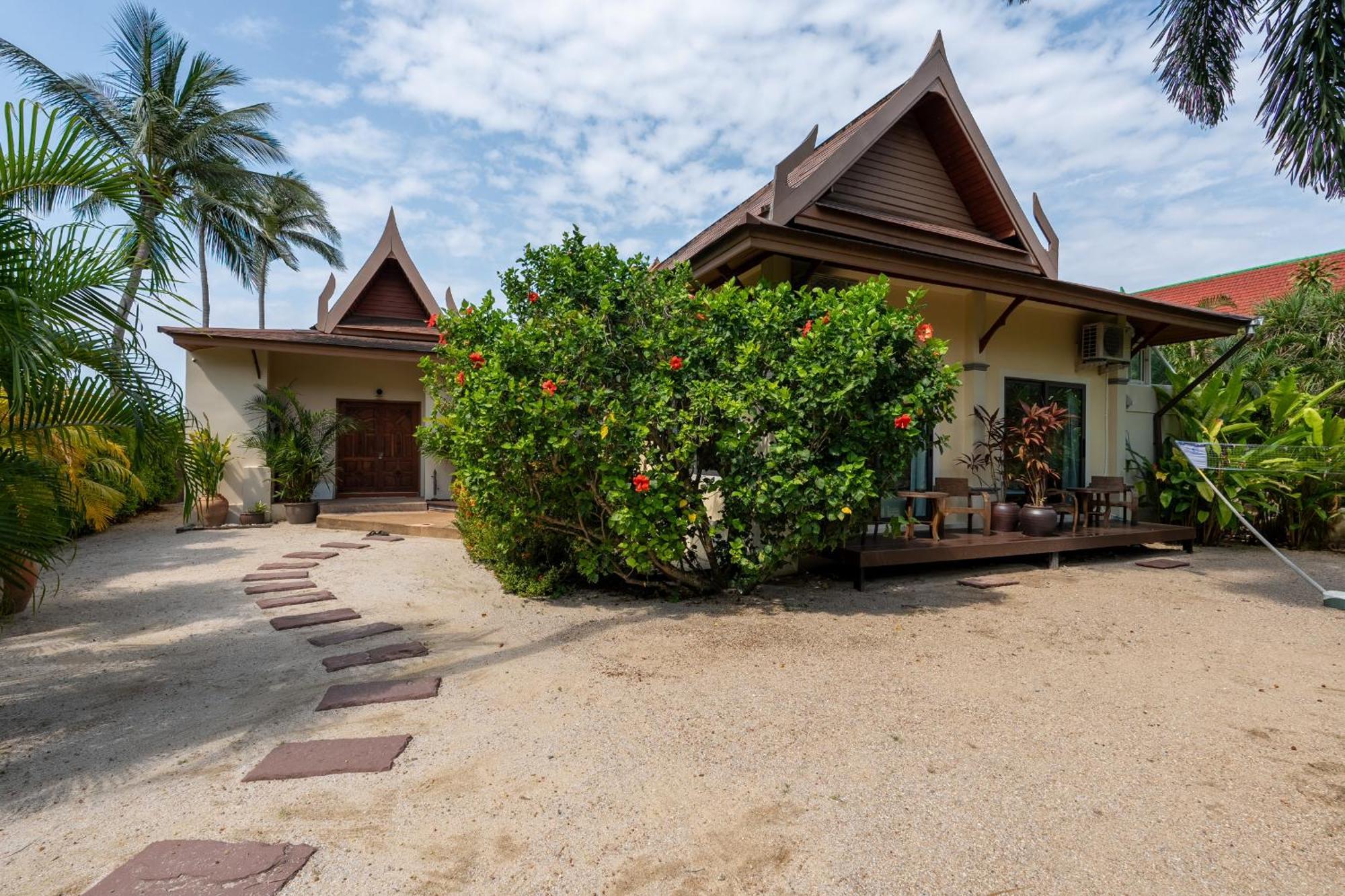 Sun And Beachfront Pool * Ko Pha Ngan